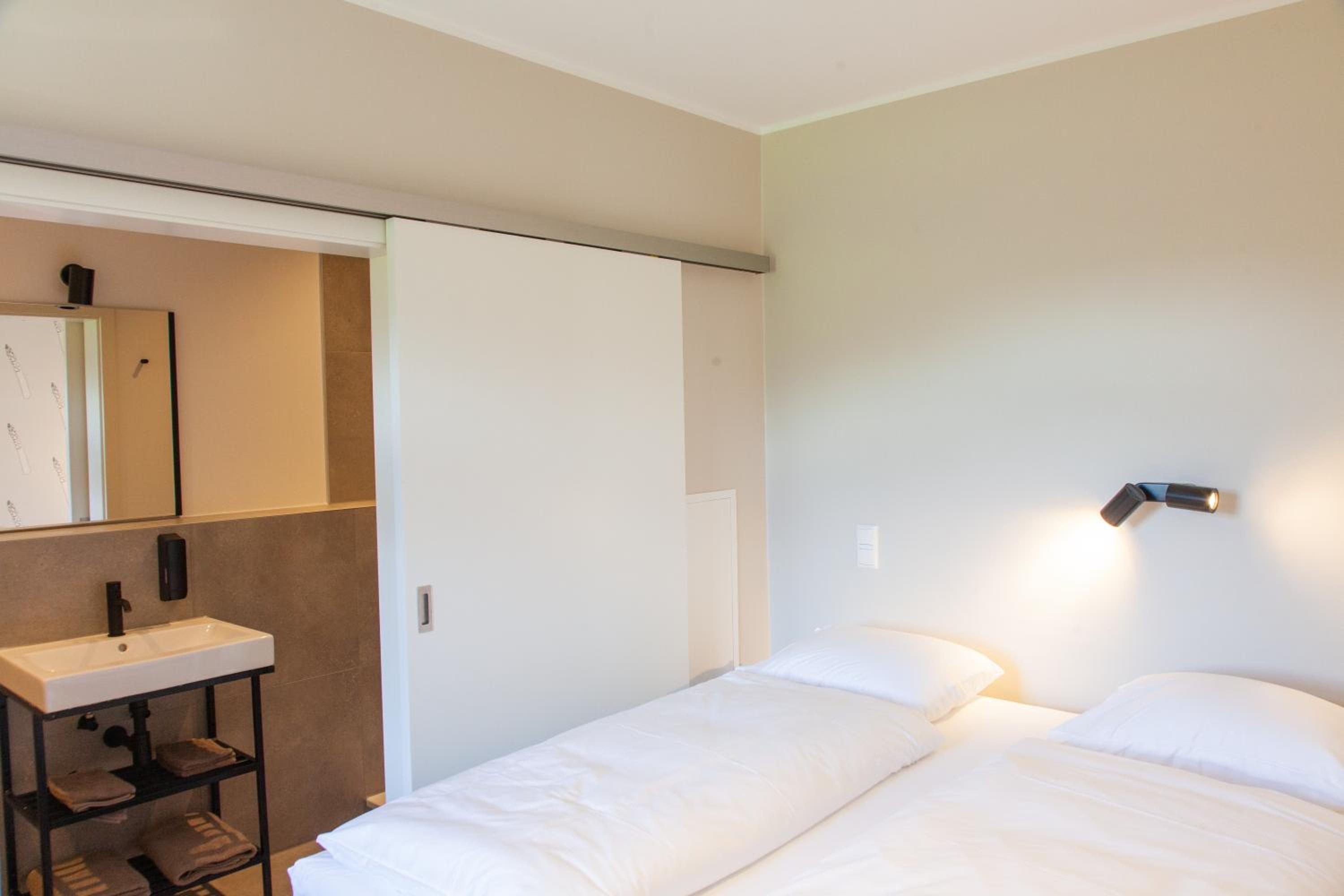 Budget Single Room photo 2
