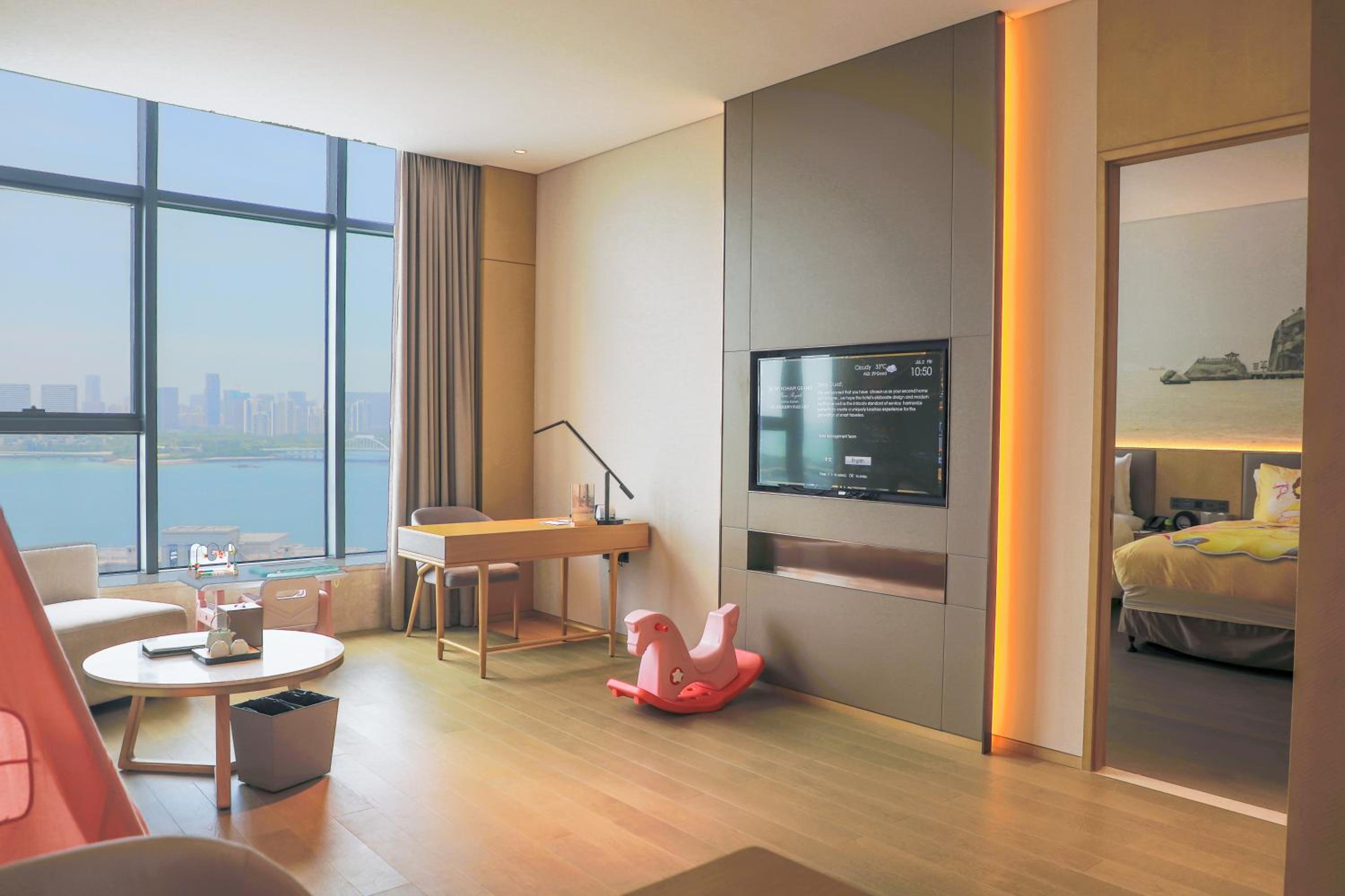 Family Bayview Suite - Photo 2