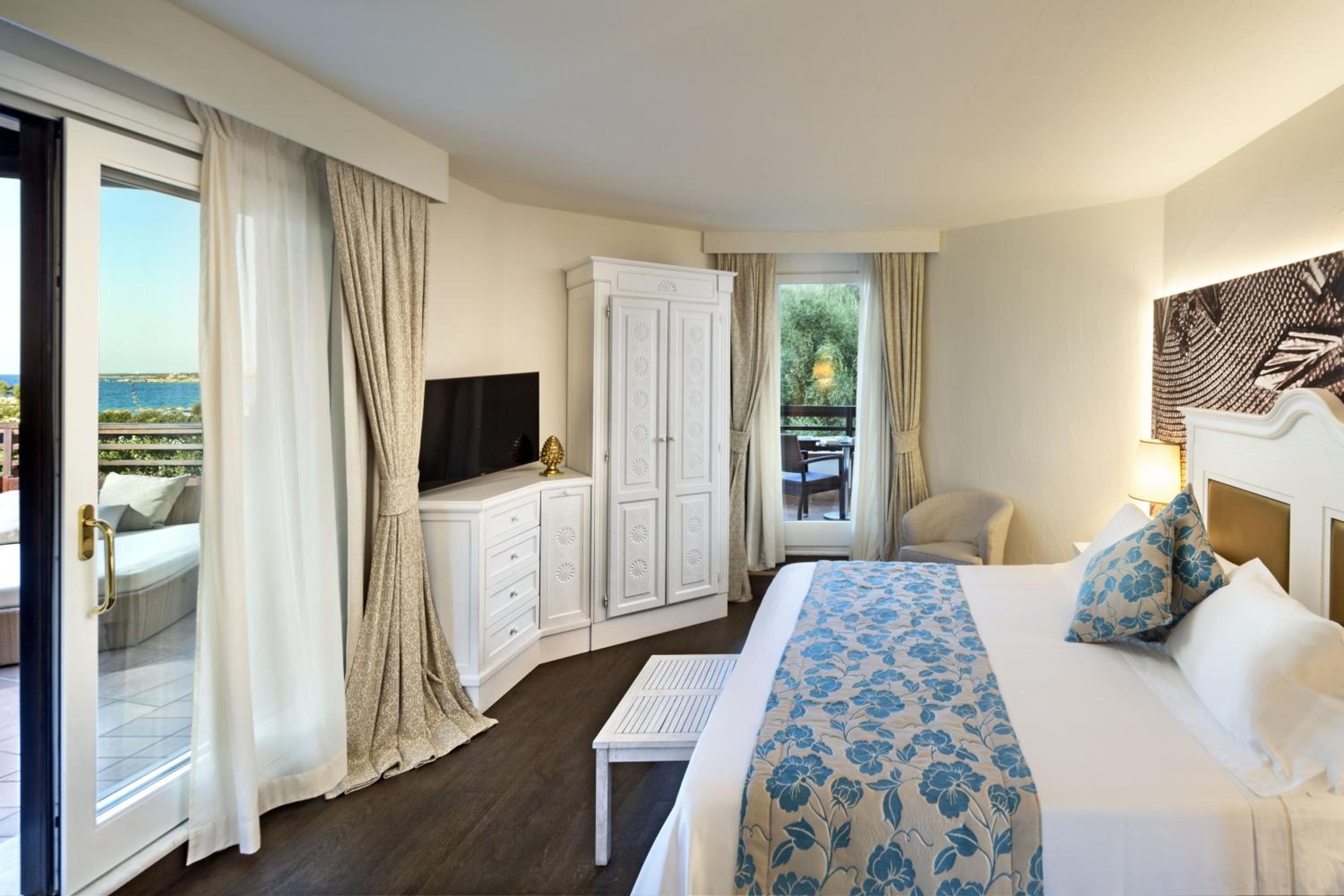 Premium Suite - Photo 3