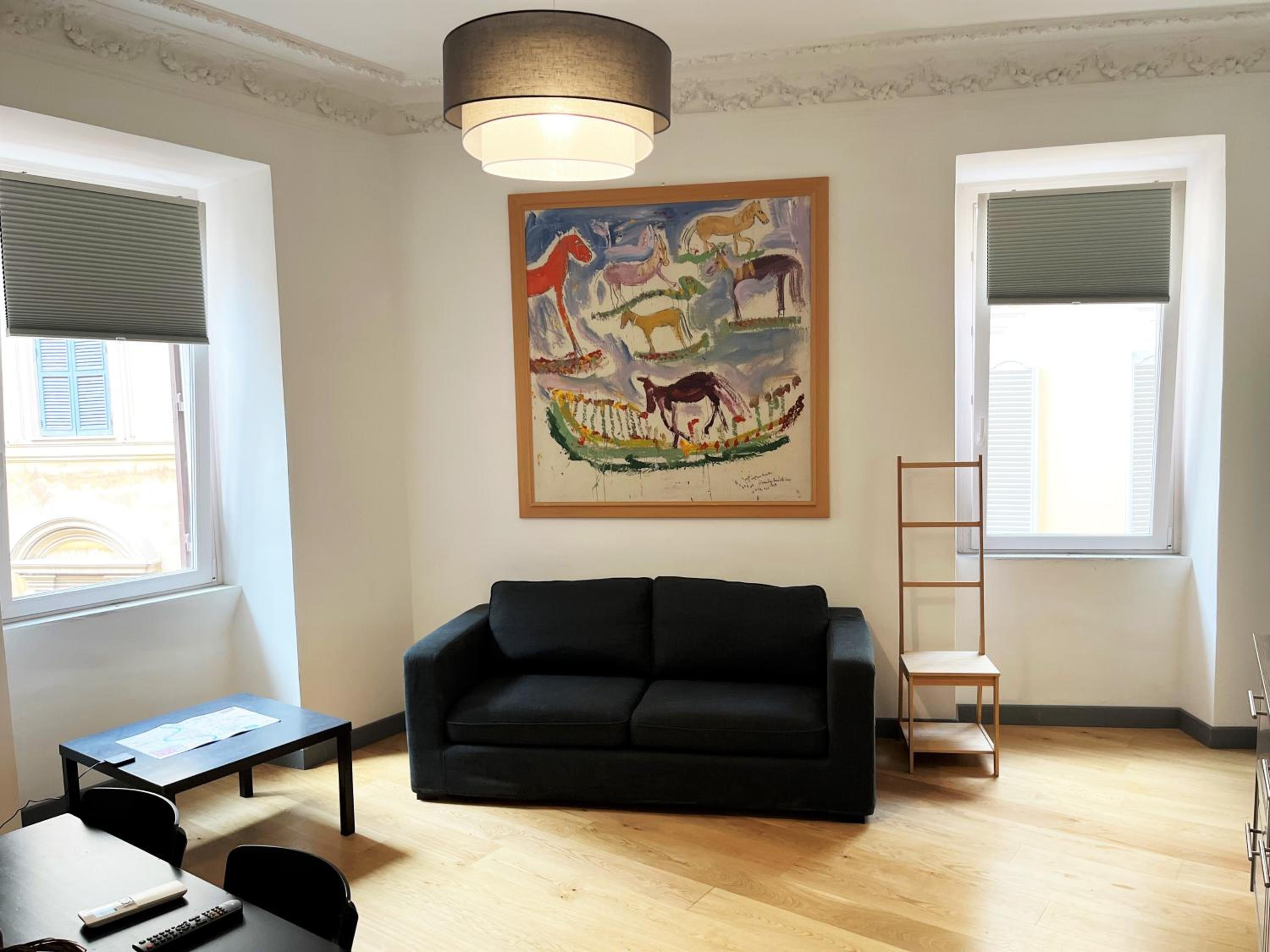 Deluxe Apartment photo 3