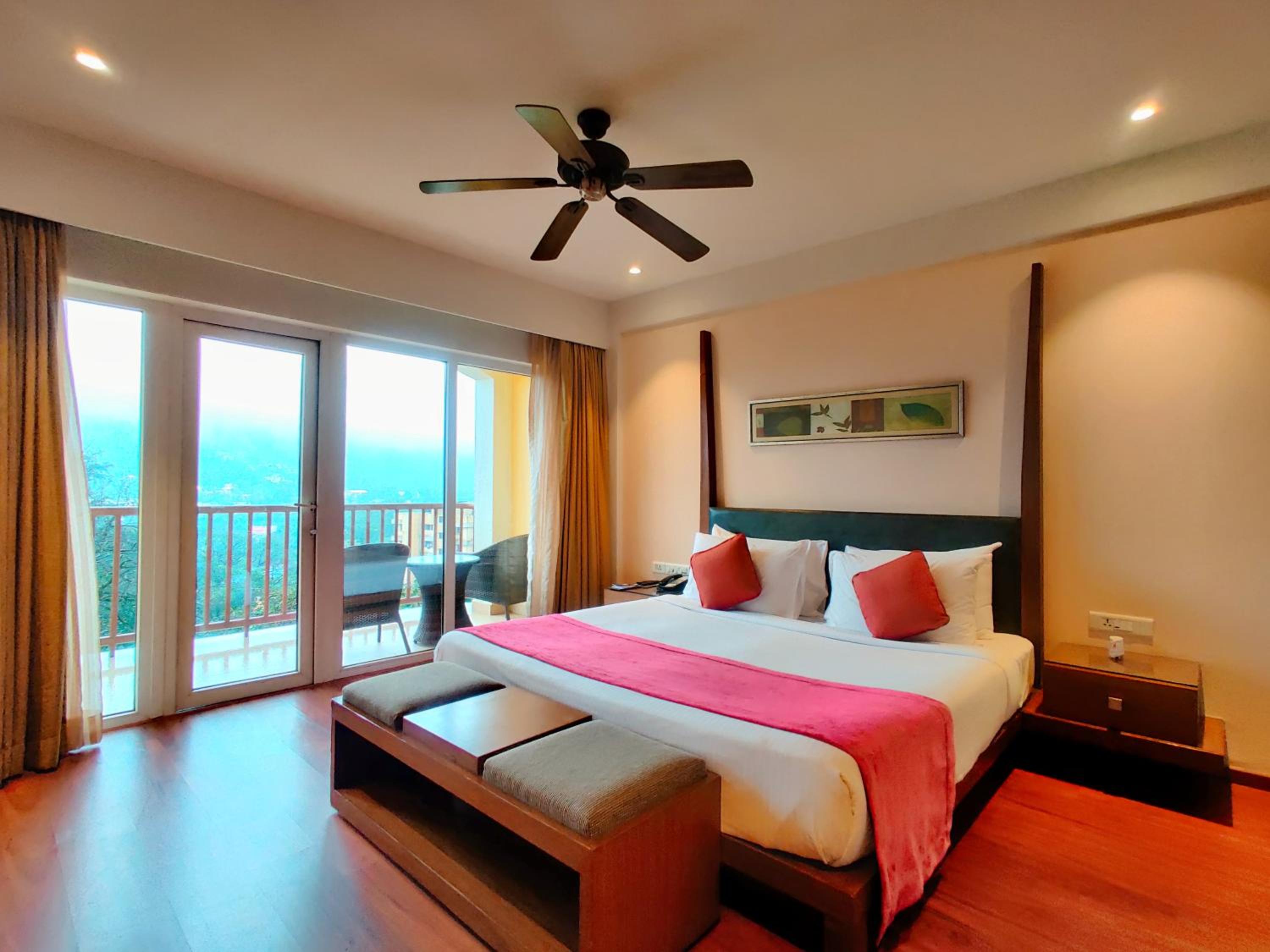Classic Suite with 20% off on Session on Spa , Food & Beverages and complimentary Access to Water Park Rides - Photo 18
