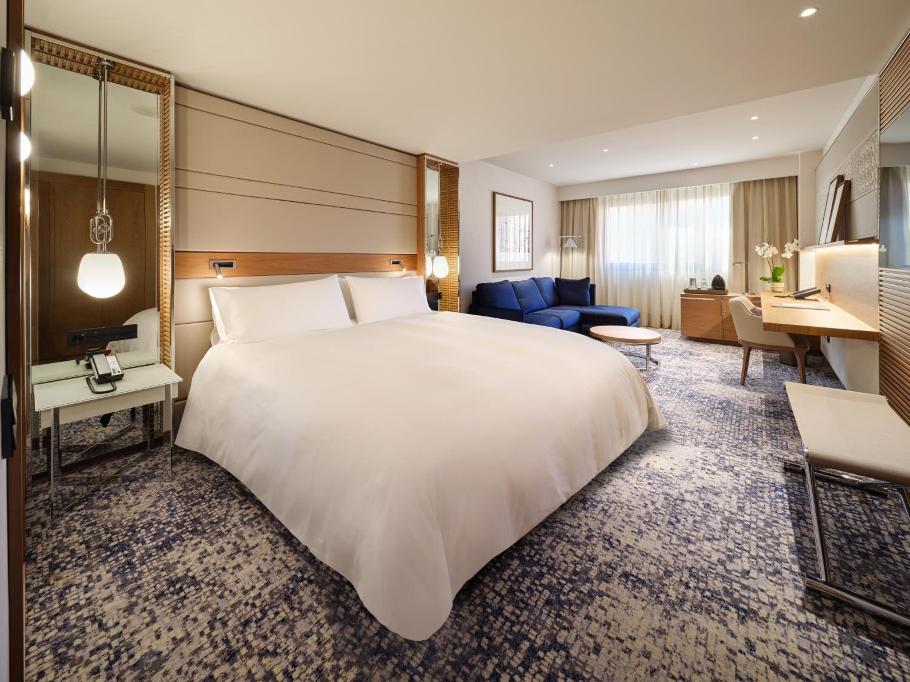 Classic King Room photo 2