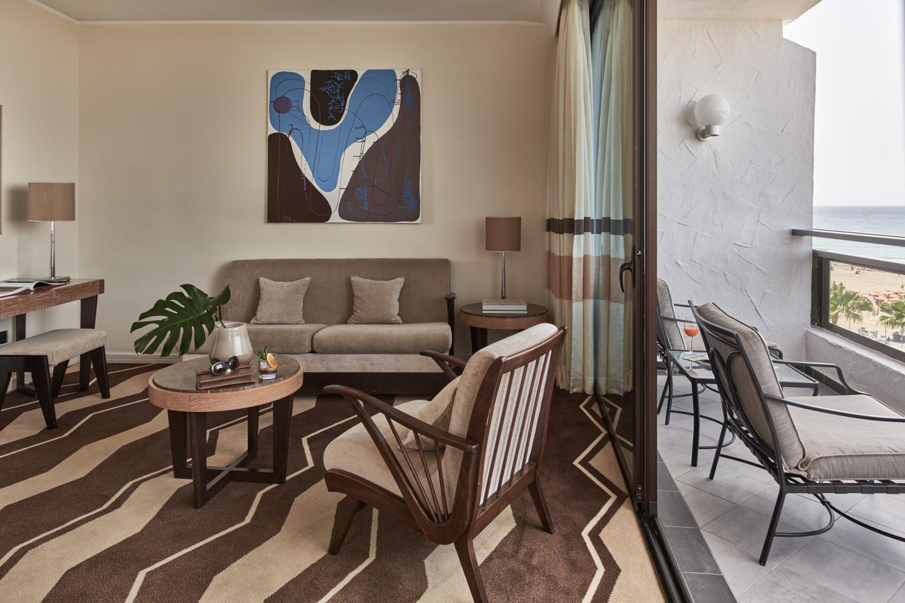 Suite photo