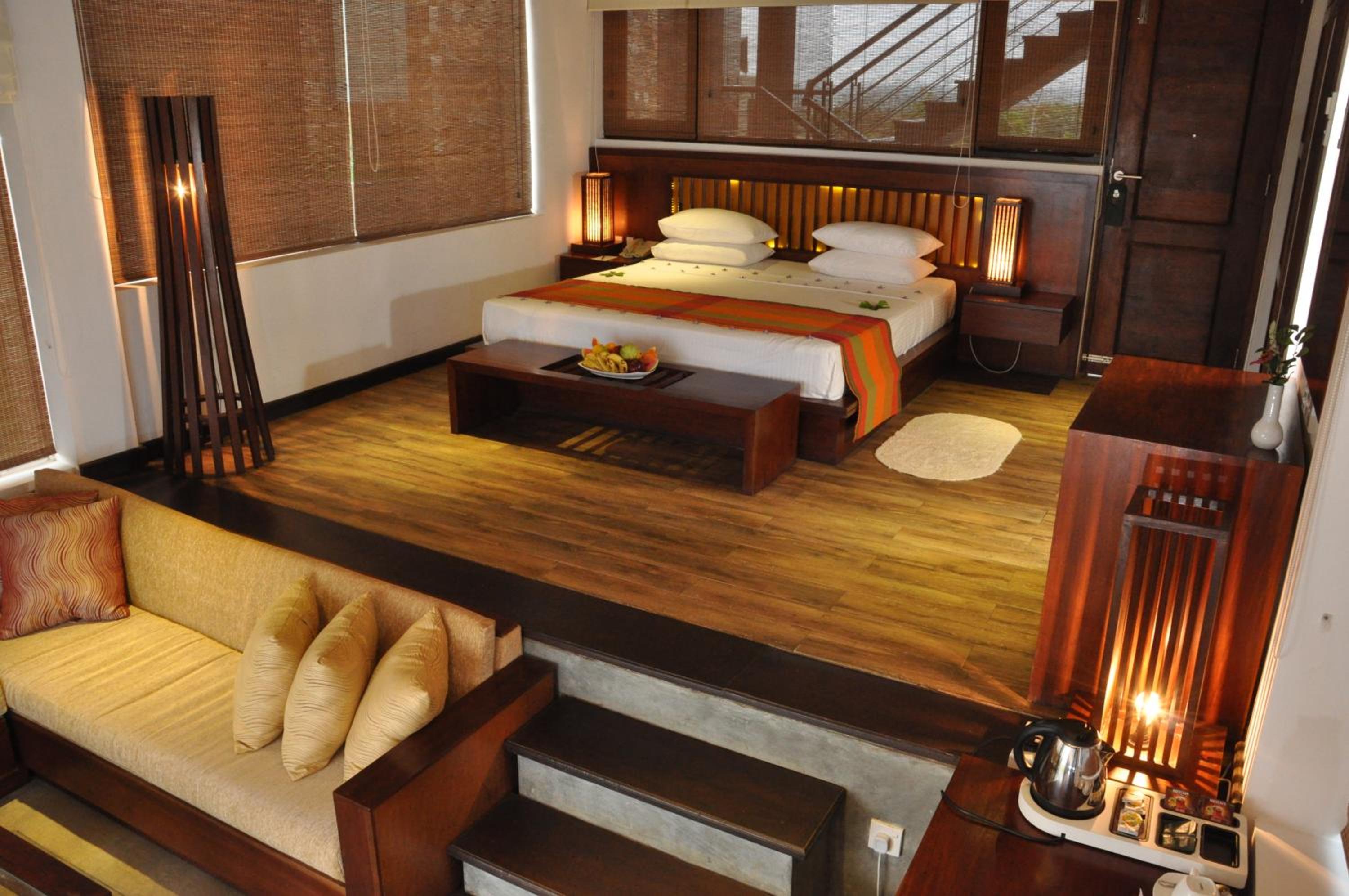 Deluxe Double Room with Balcony and Sea View - Photo 11