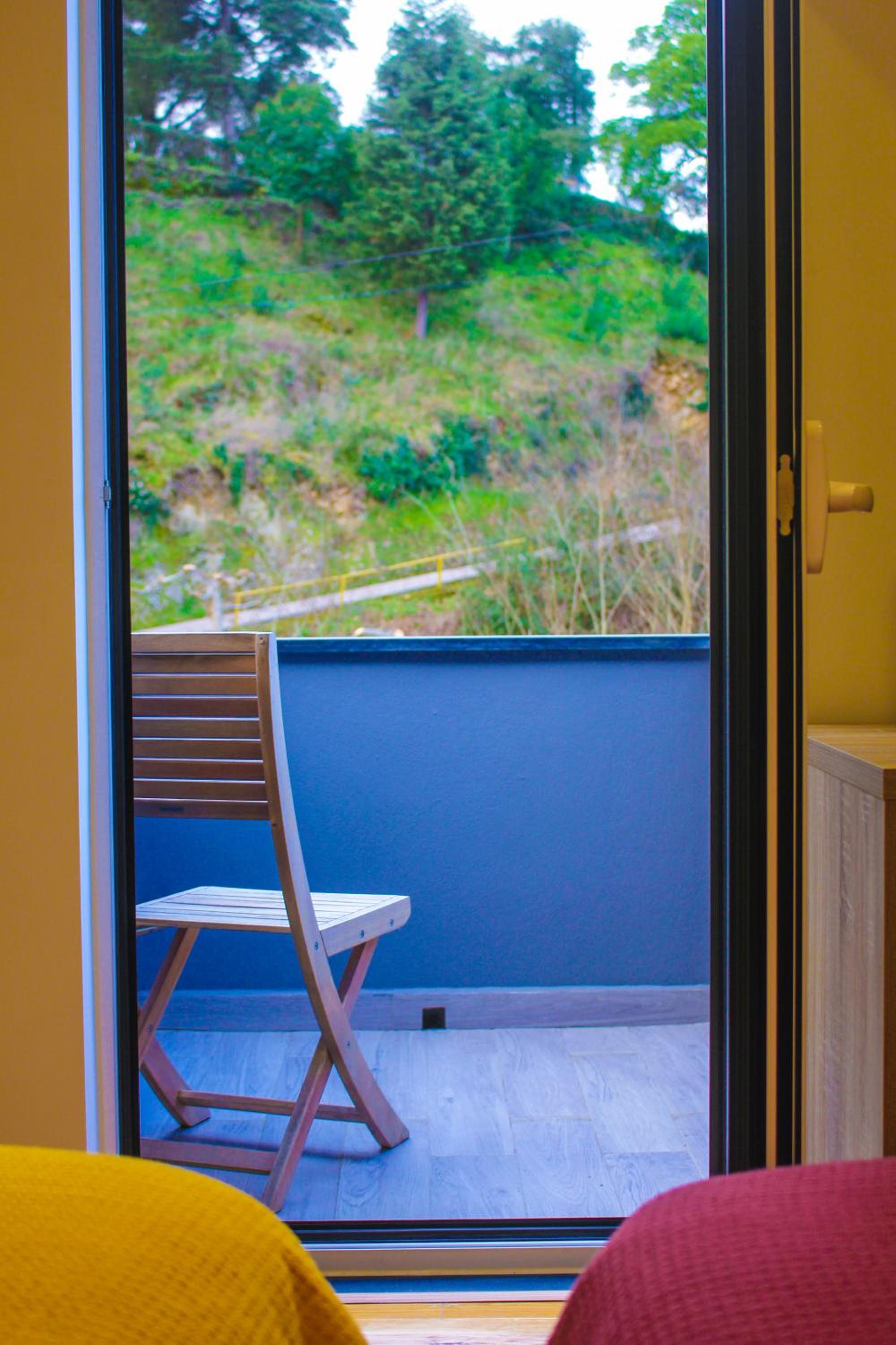 Twin Room with View - Photo 13