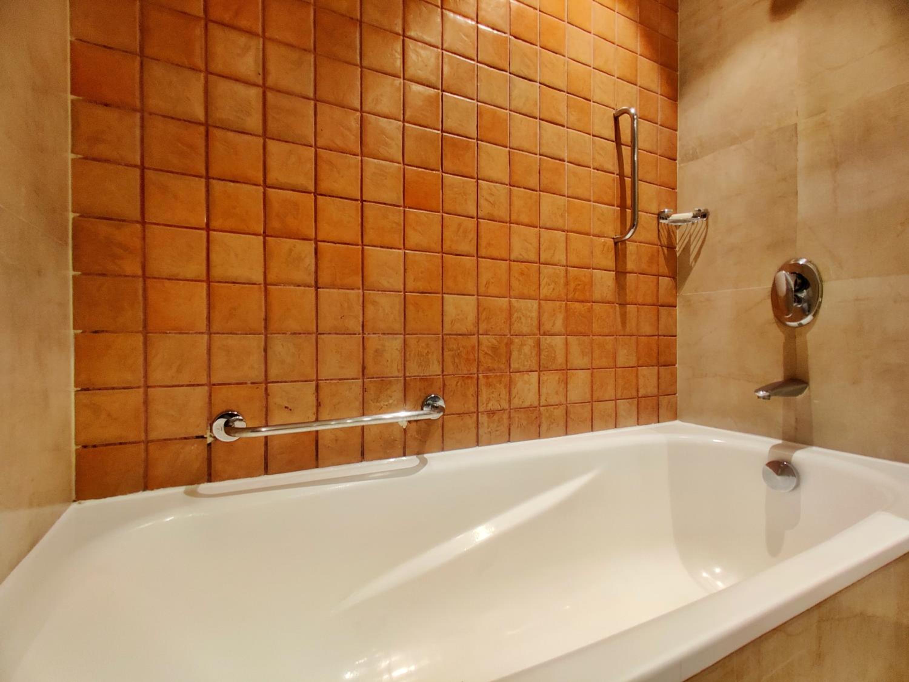 Classic Premium King with 20% off on Session on Spa , Food & Beverages and complimentary Access to Water Park Rides - Photo 2