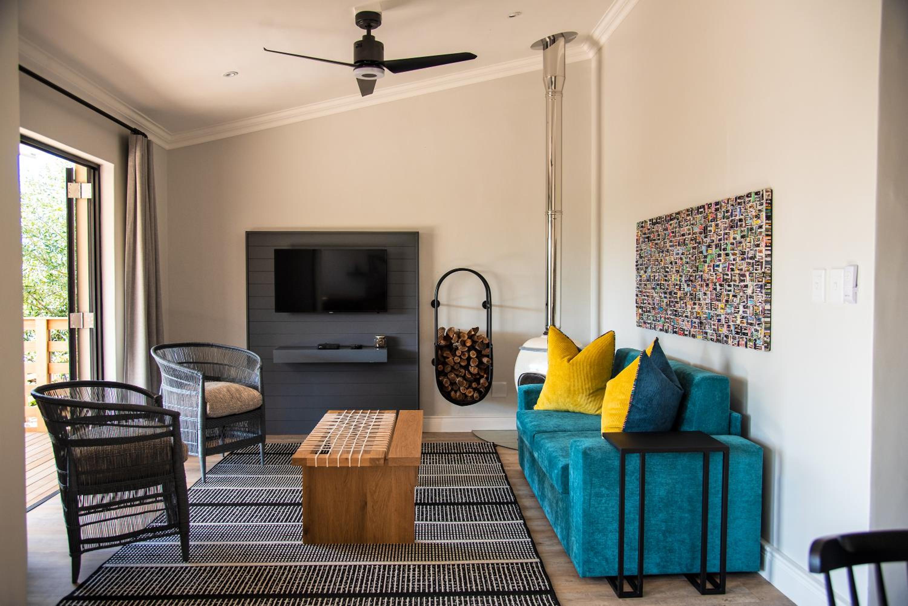 2 Bedroom Retreat Cottage - Photo 3