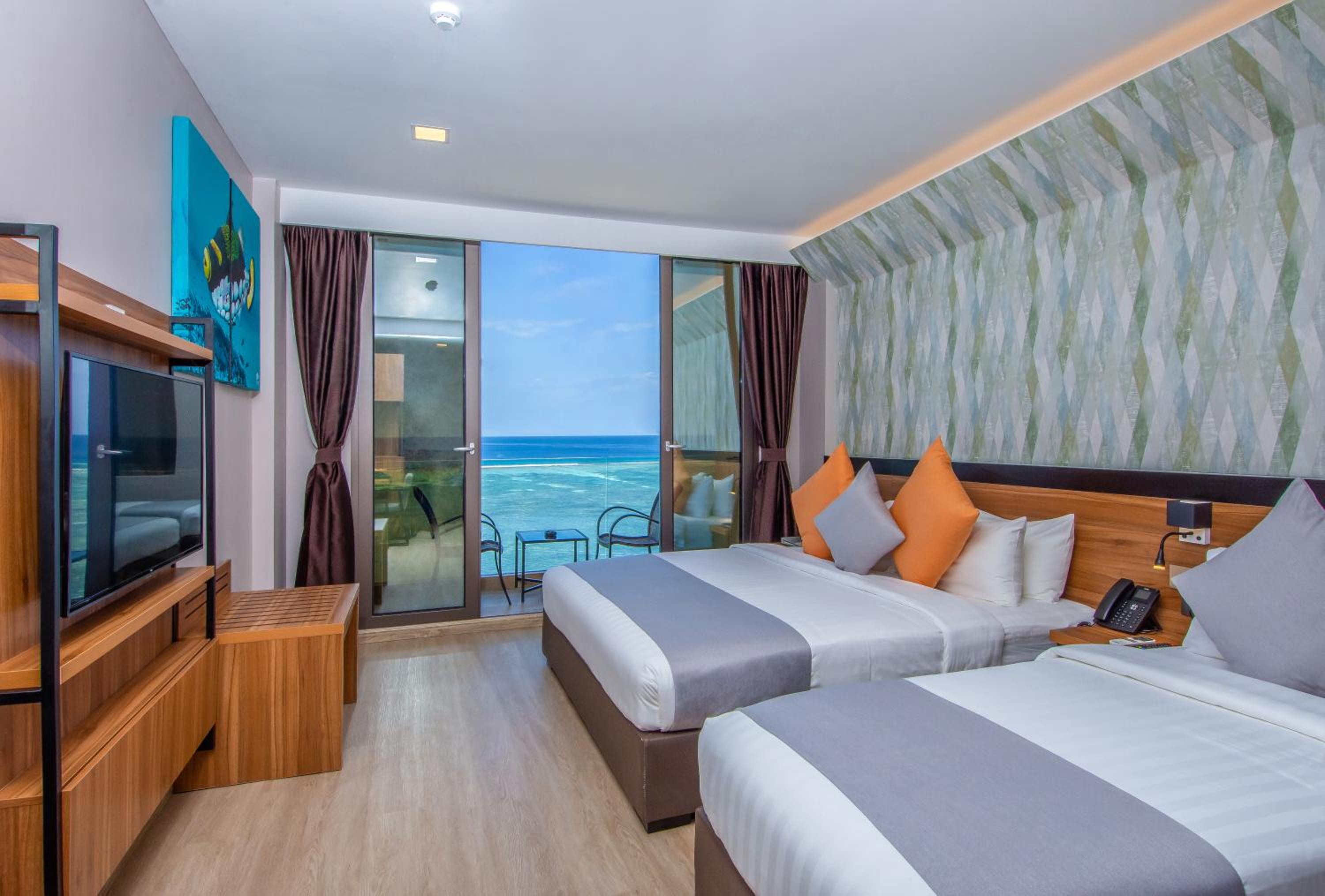 Deluxe Triple Room with Sea View photo 1