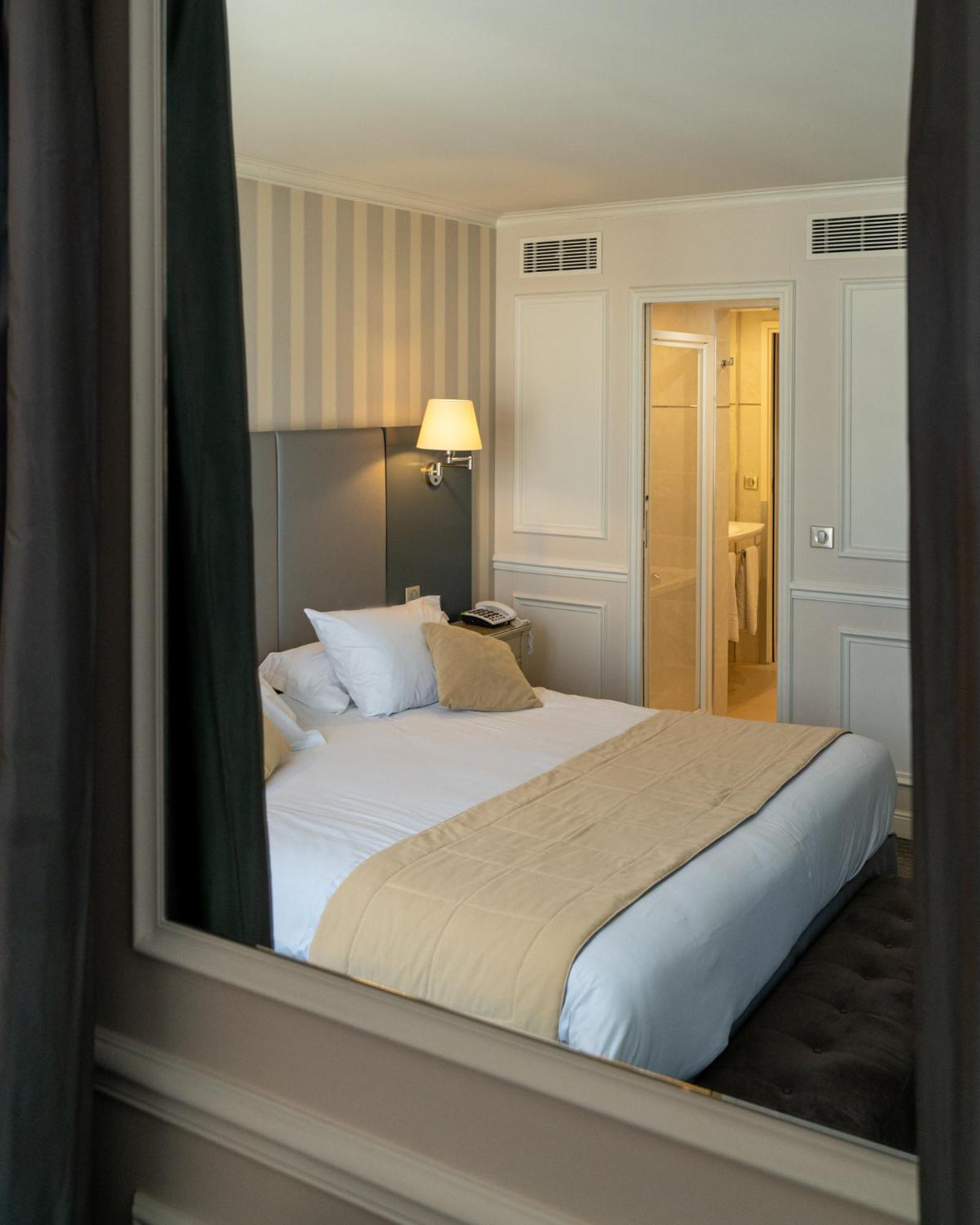 Superior Double or Twin Room photo 1