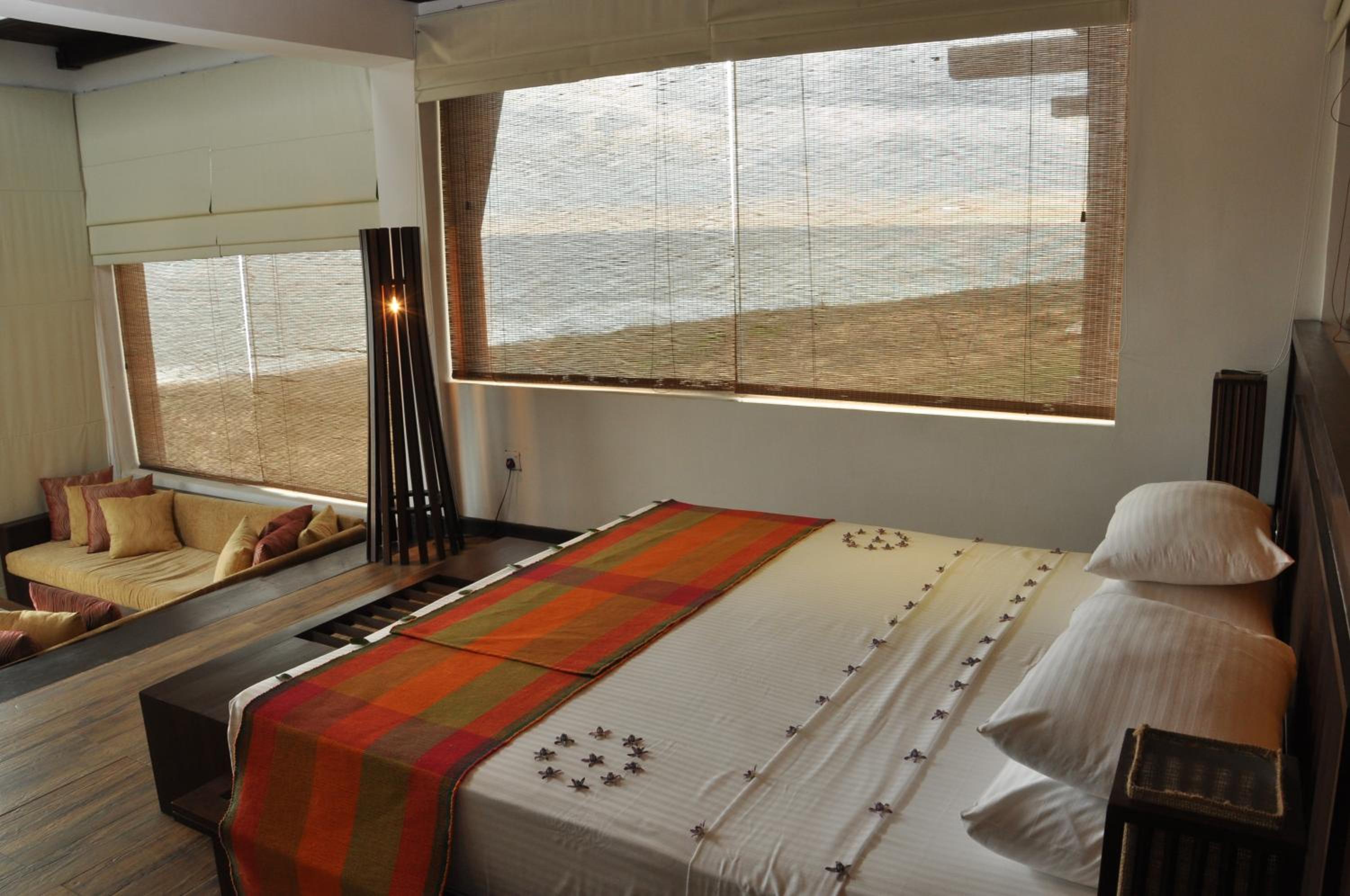 Deluxe Double Room with Balcony and Sea View - Photo 5
