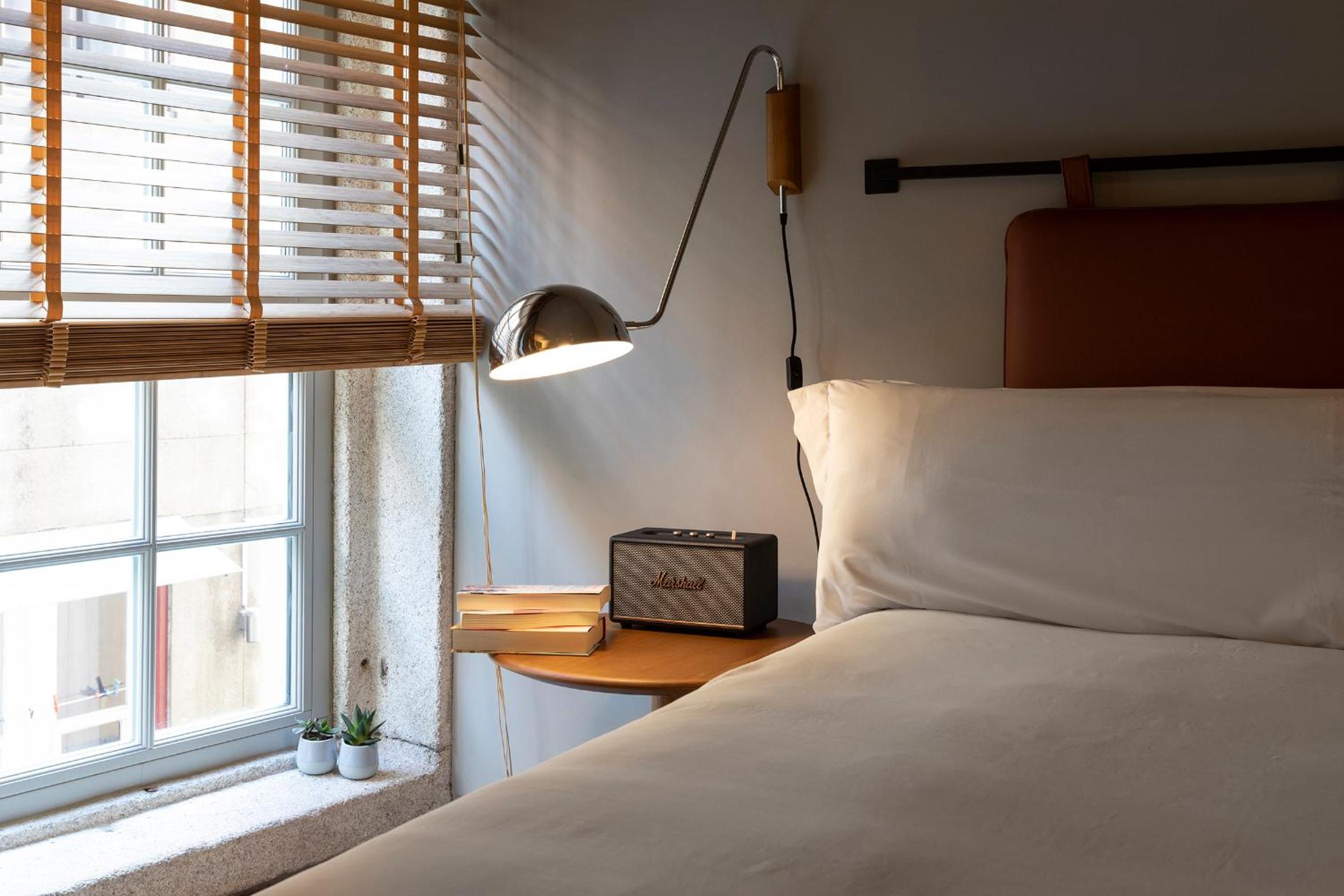 Room with City View - Photo 12