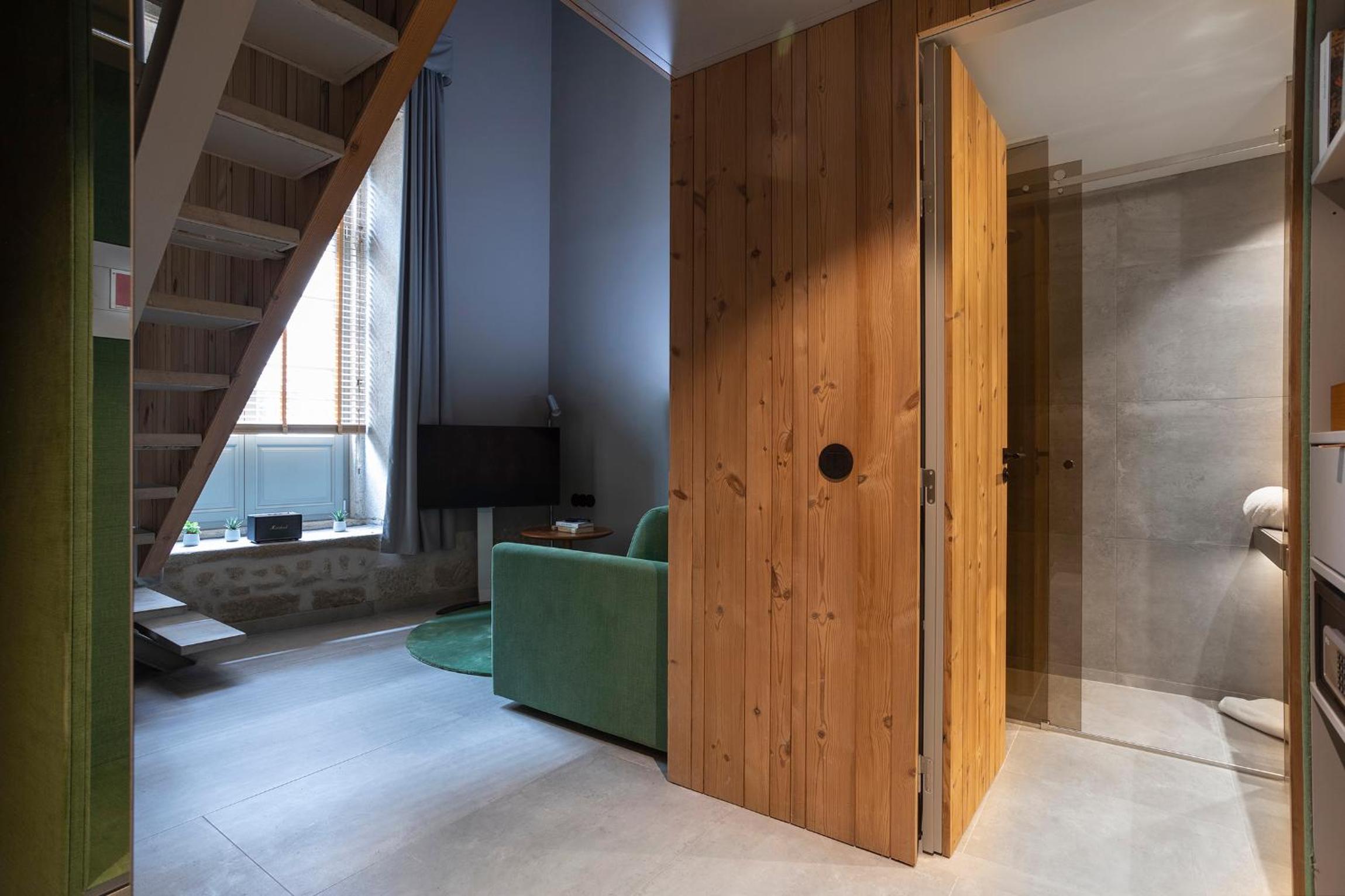 Duplex Room