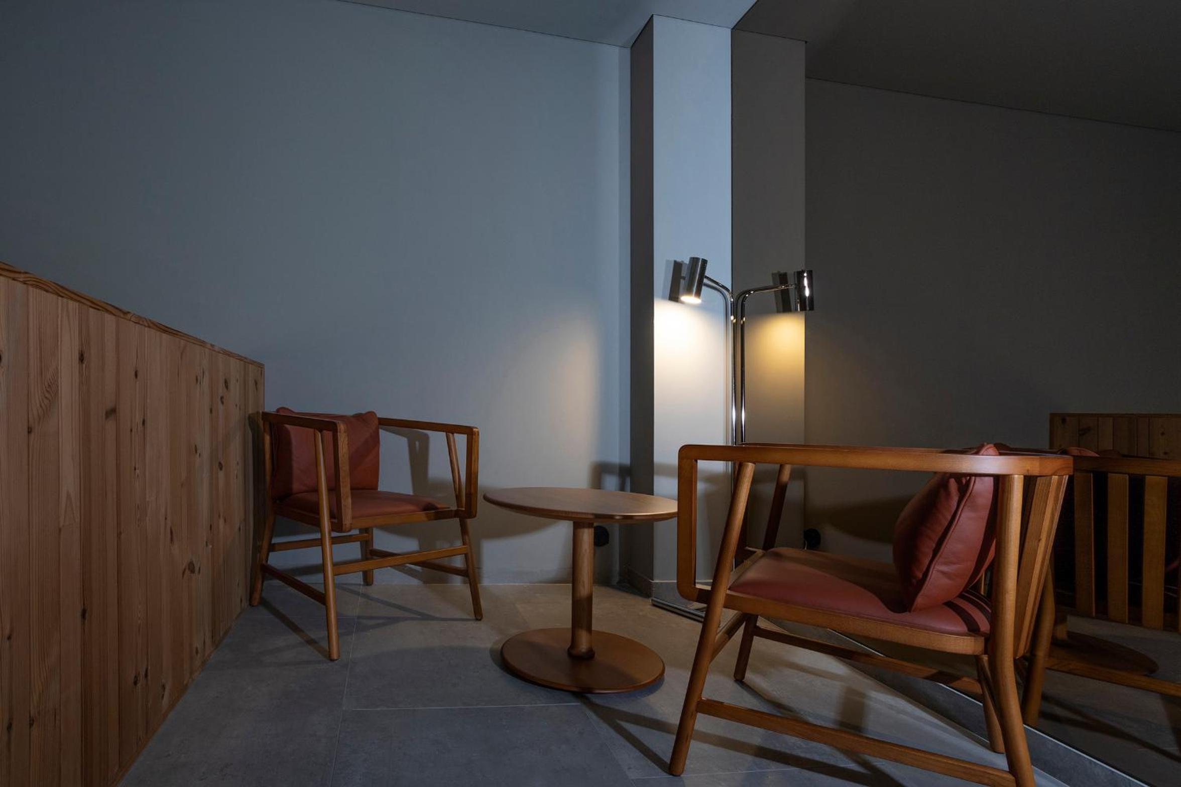 Duplex Room thumbnail 5
