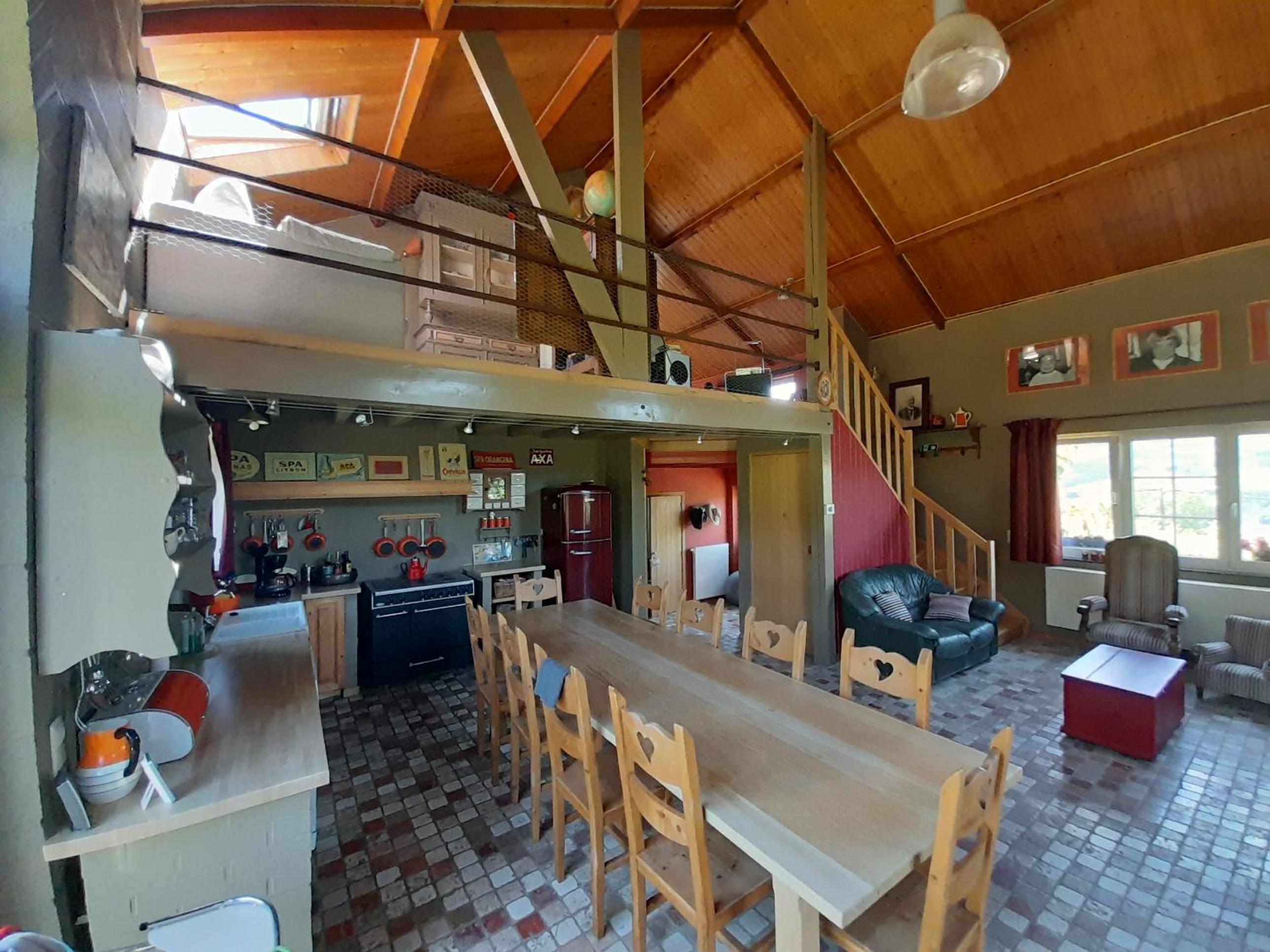 Three-Bedroom House photo 2