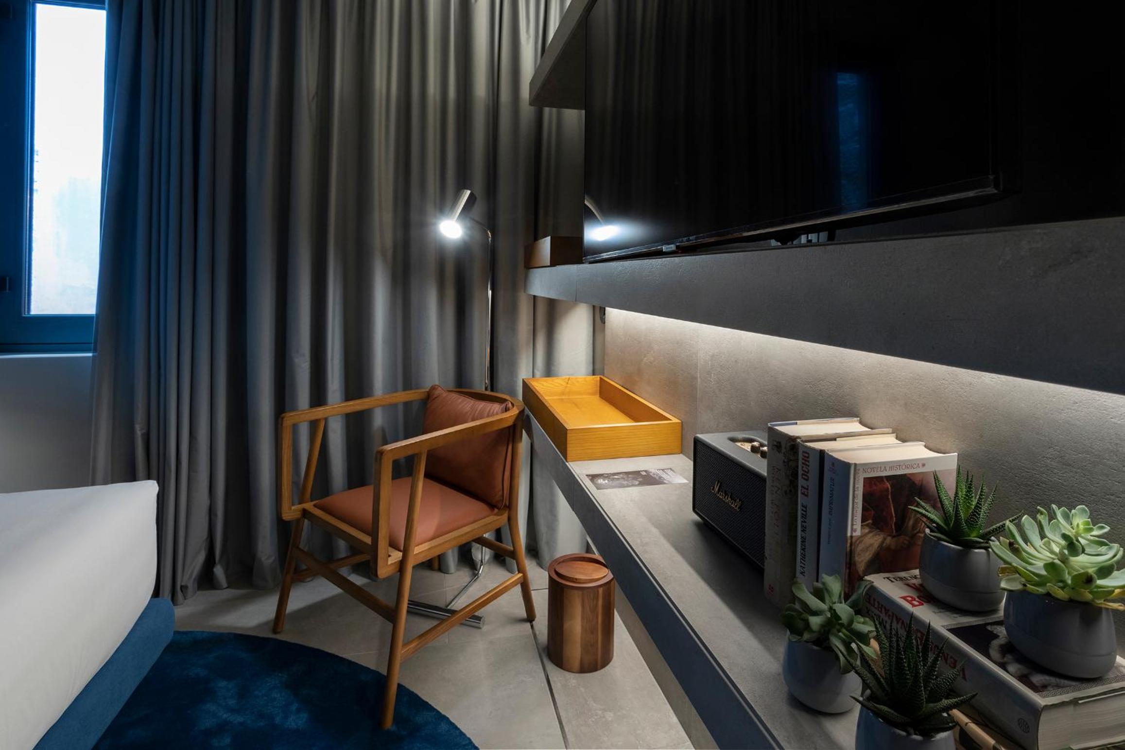 Standard Double or Twin Room - Photo 3