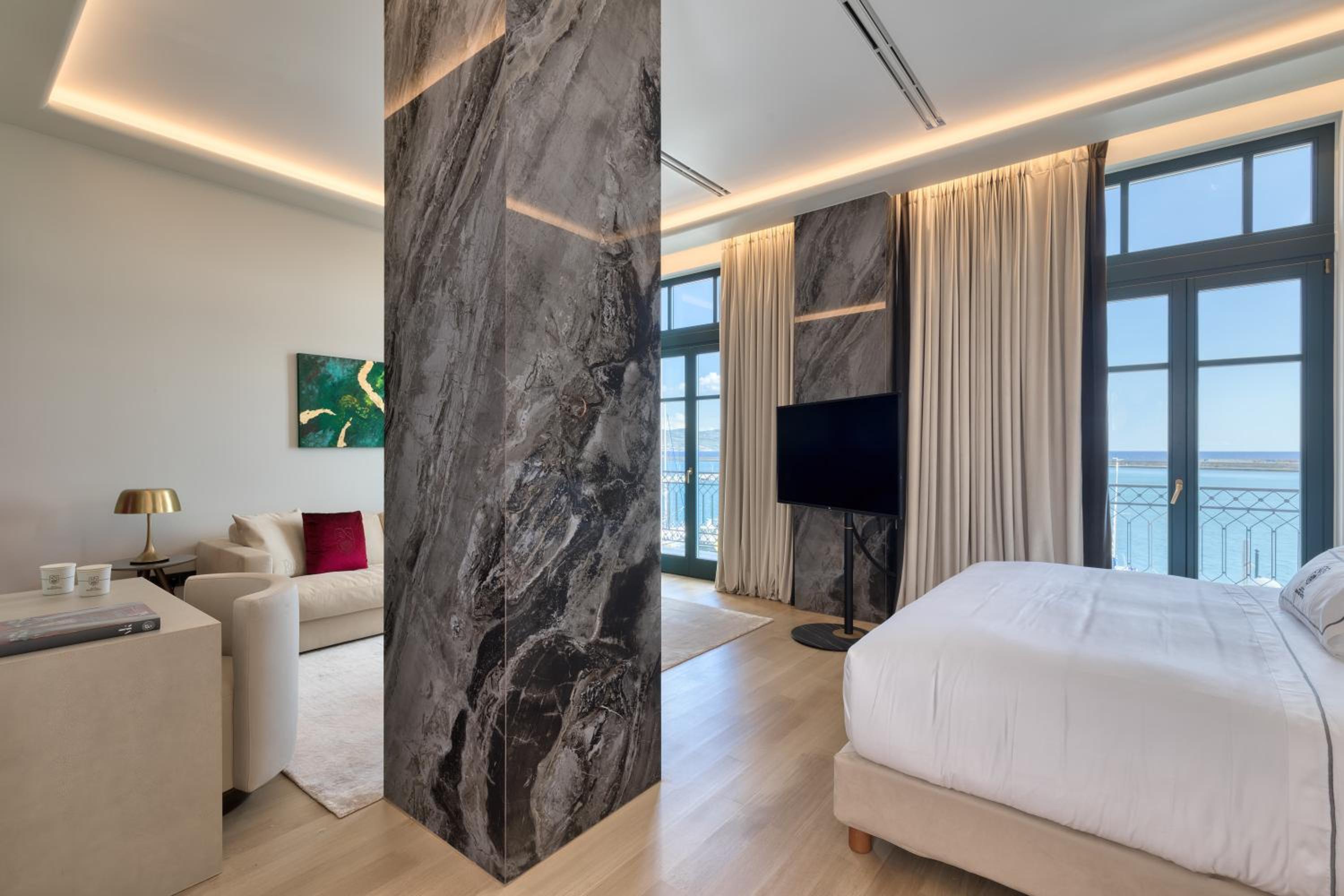 Grand Suite Sea View - Photo 1