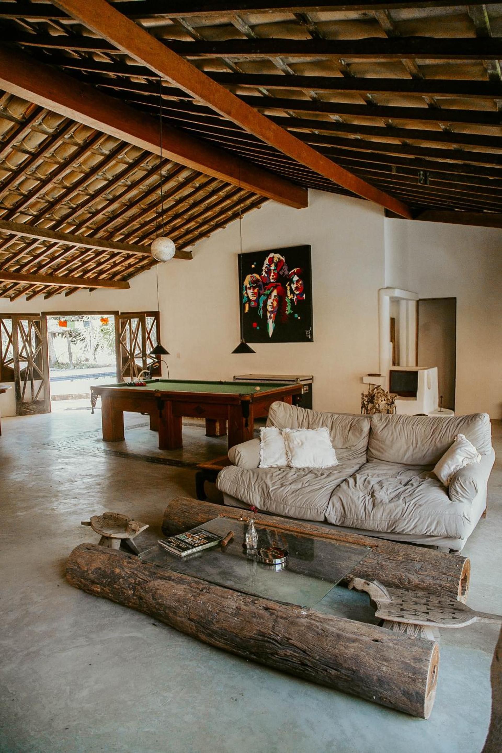 Suite with Pool View - Photo 4