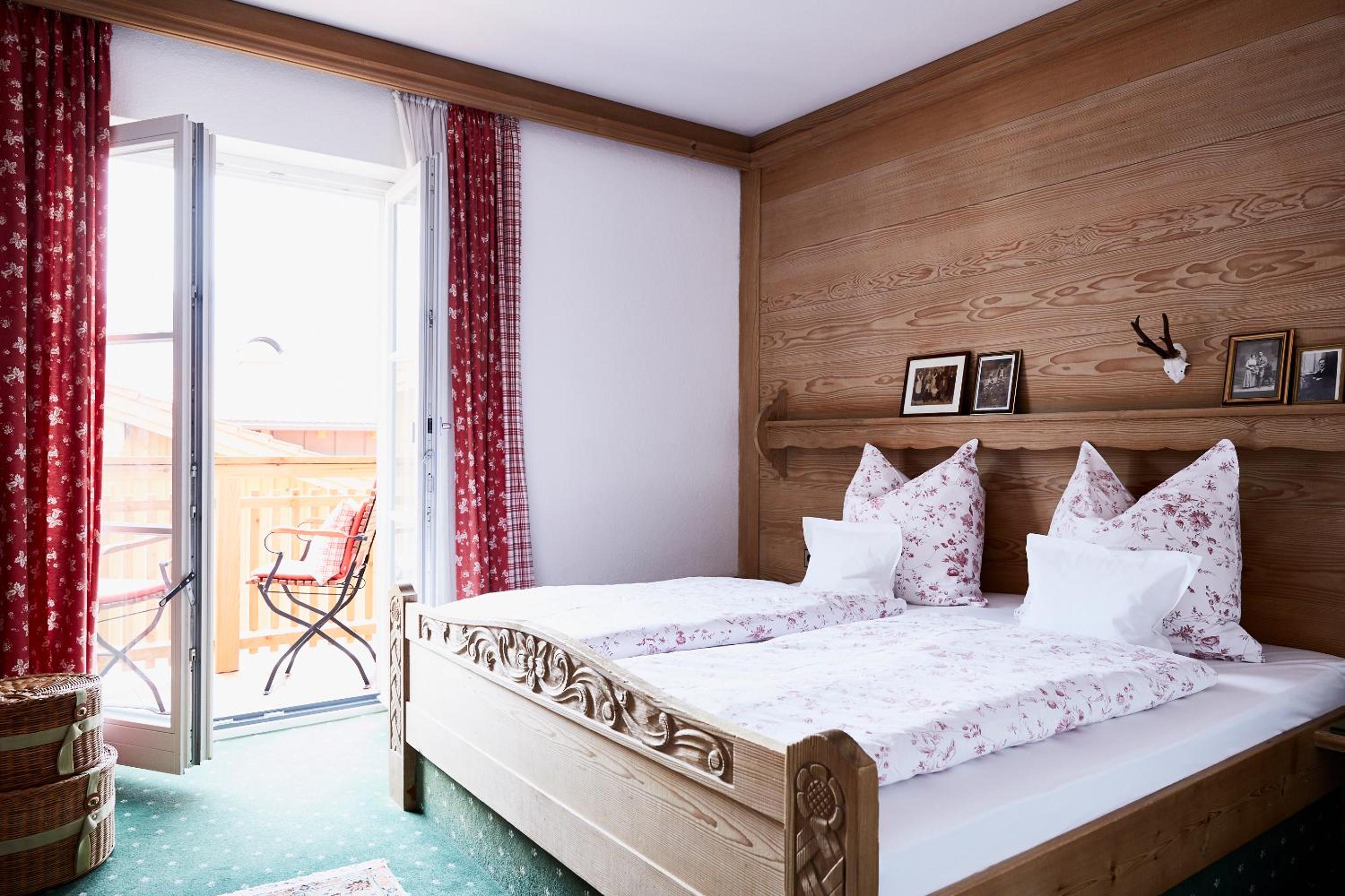 Standard Comfort Room