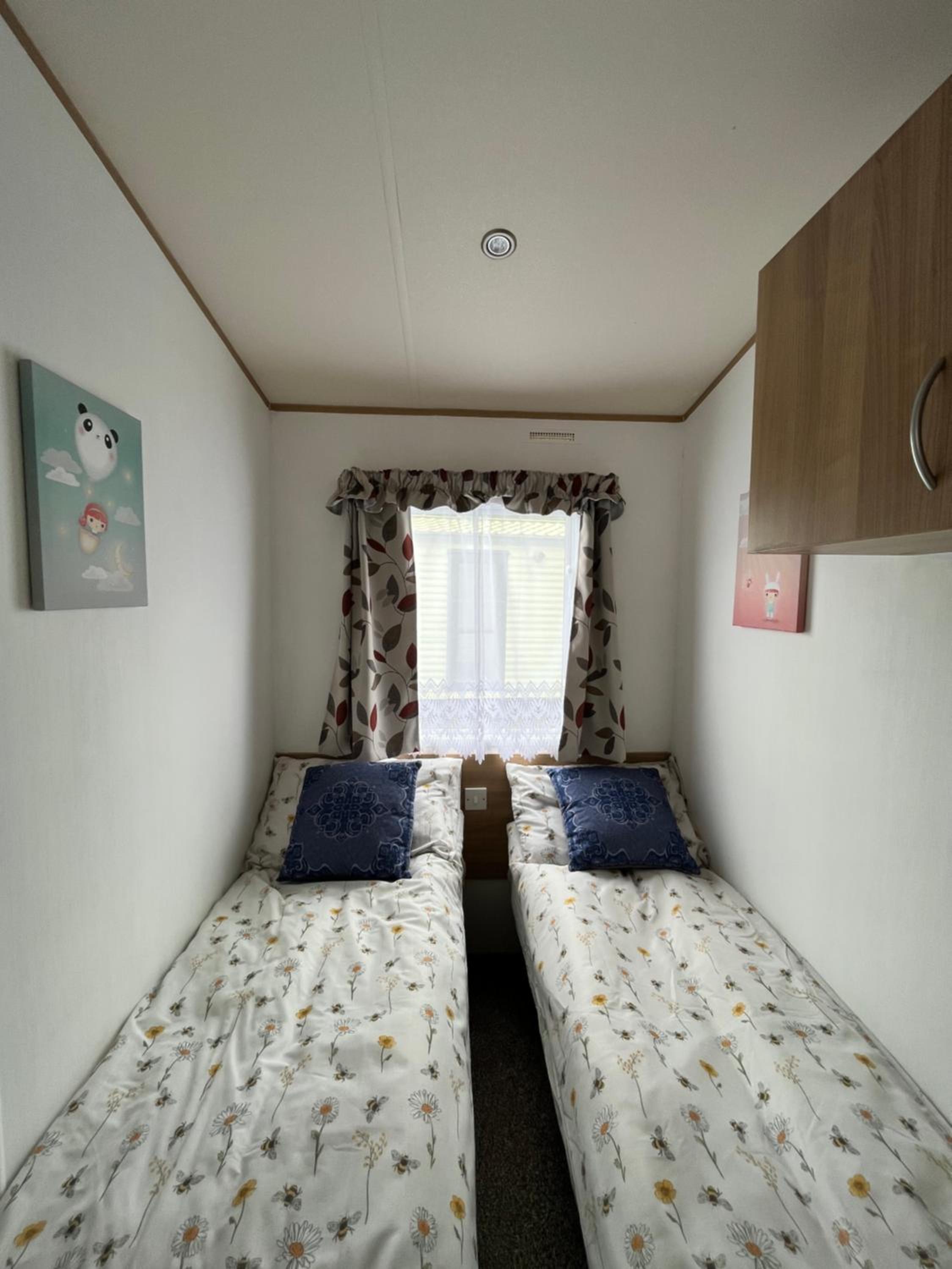 Three-Bedroom Apartment photo 1