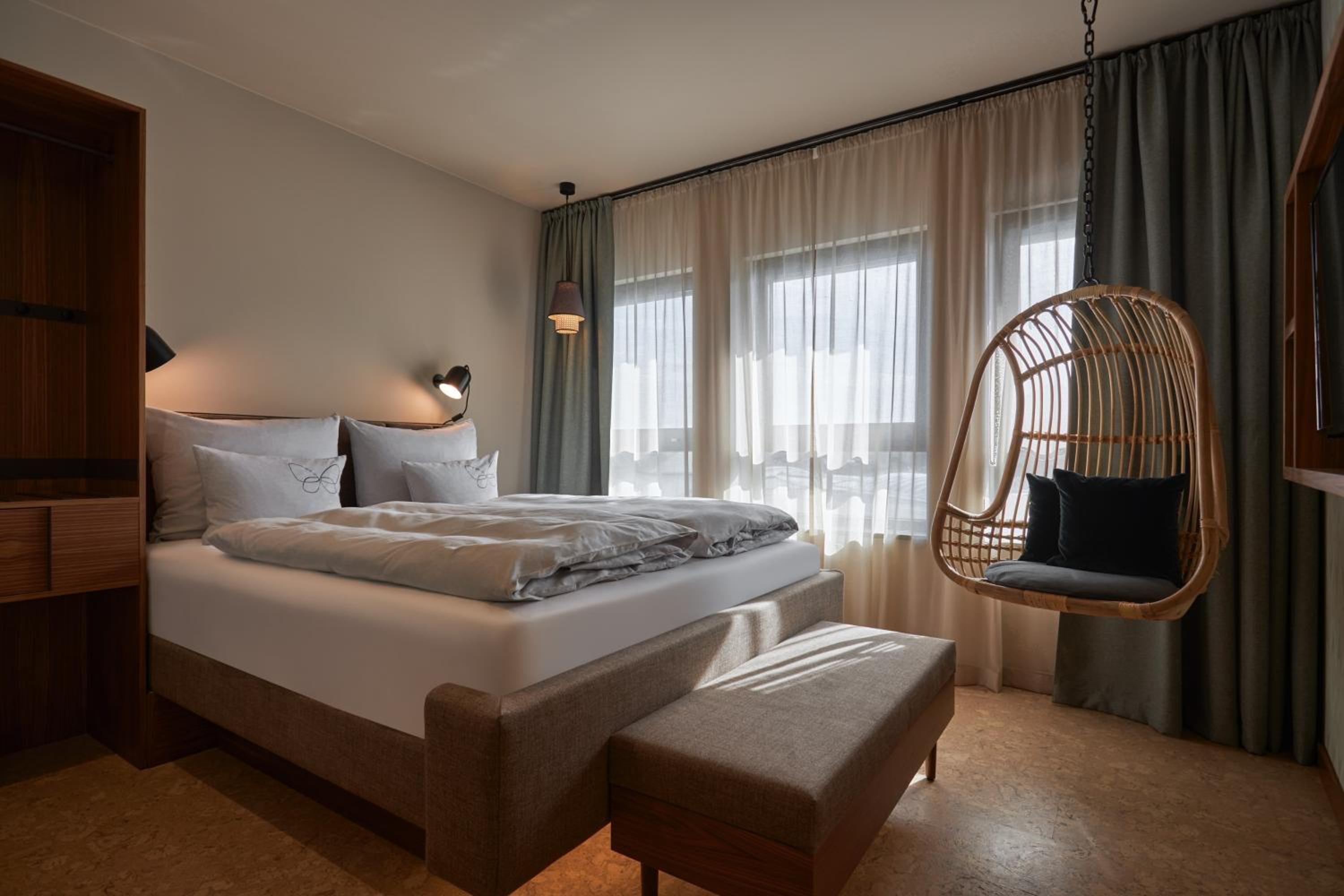 Standard Double Room (Urban Cocoon) - Photo 10