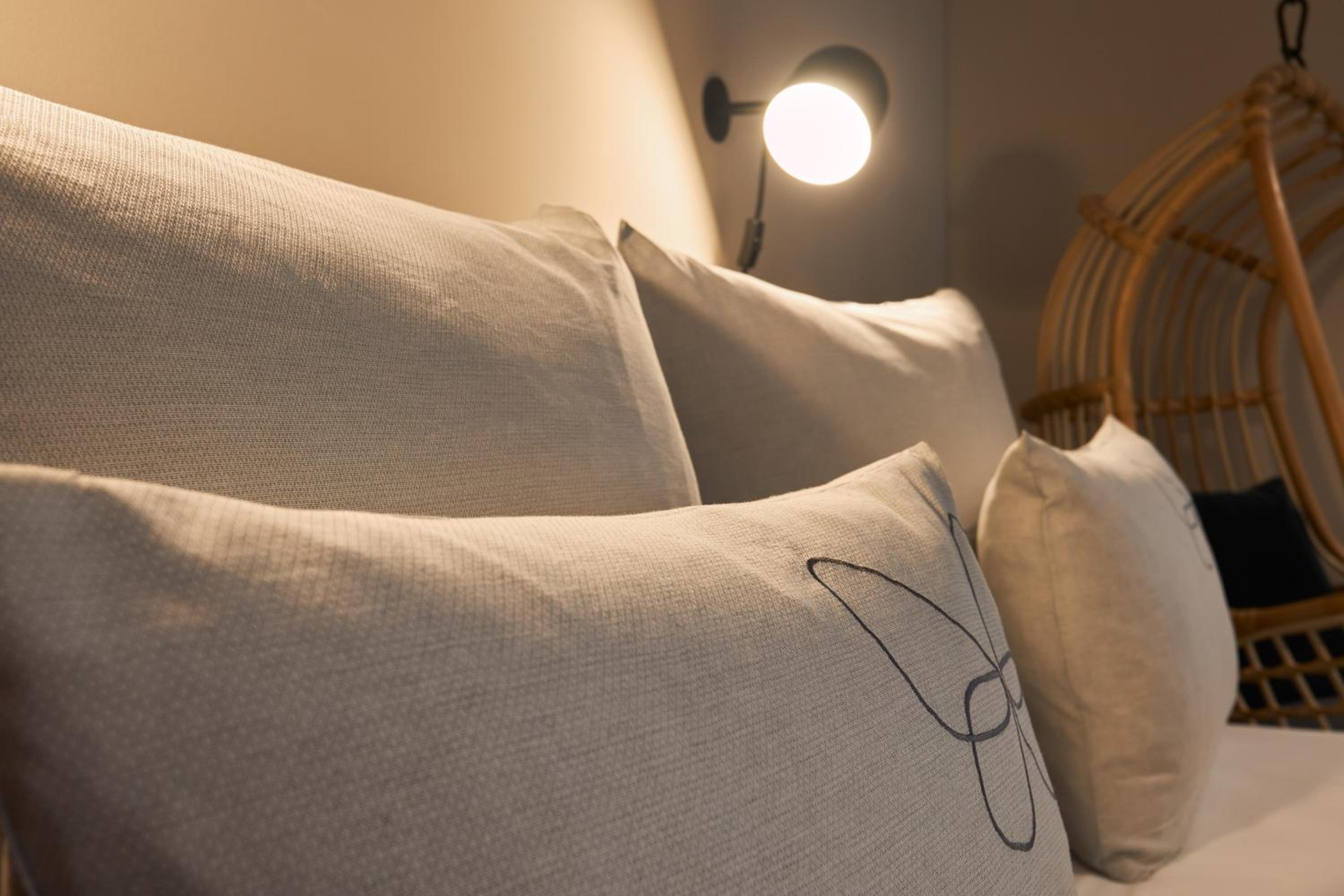 Standard Double Room (Urban Cocoon) - Photo 8