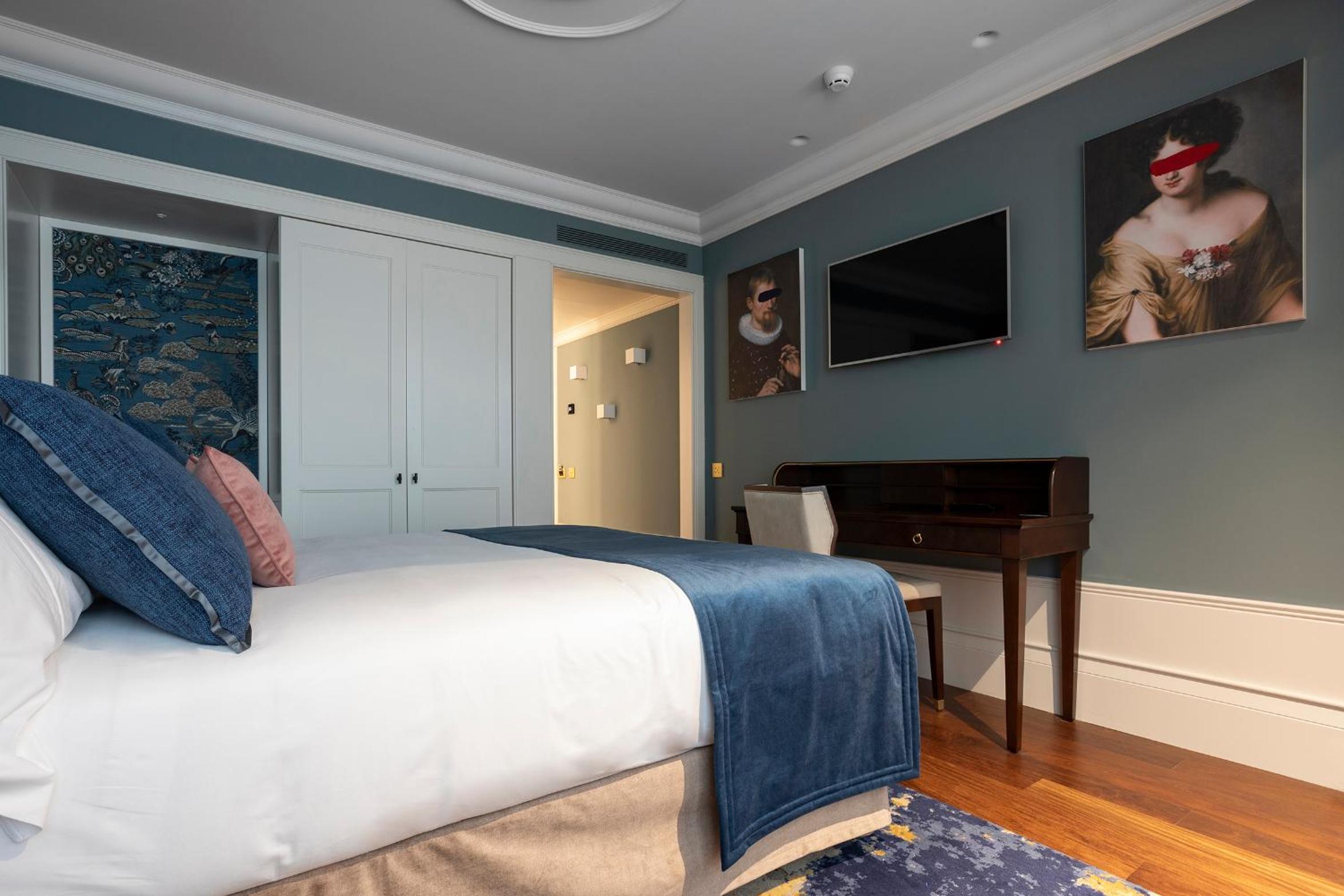Double or Twin Room - Photo 5