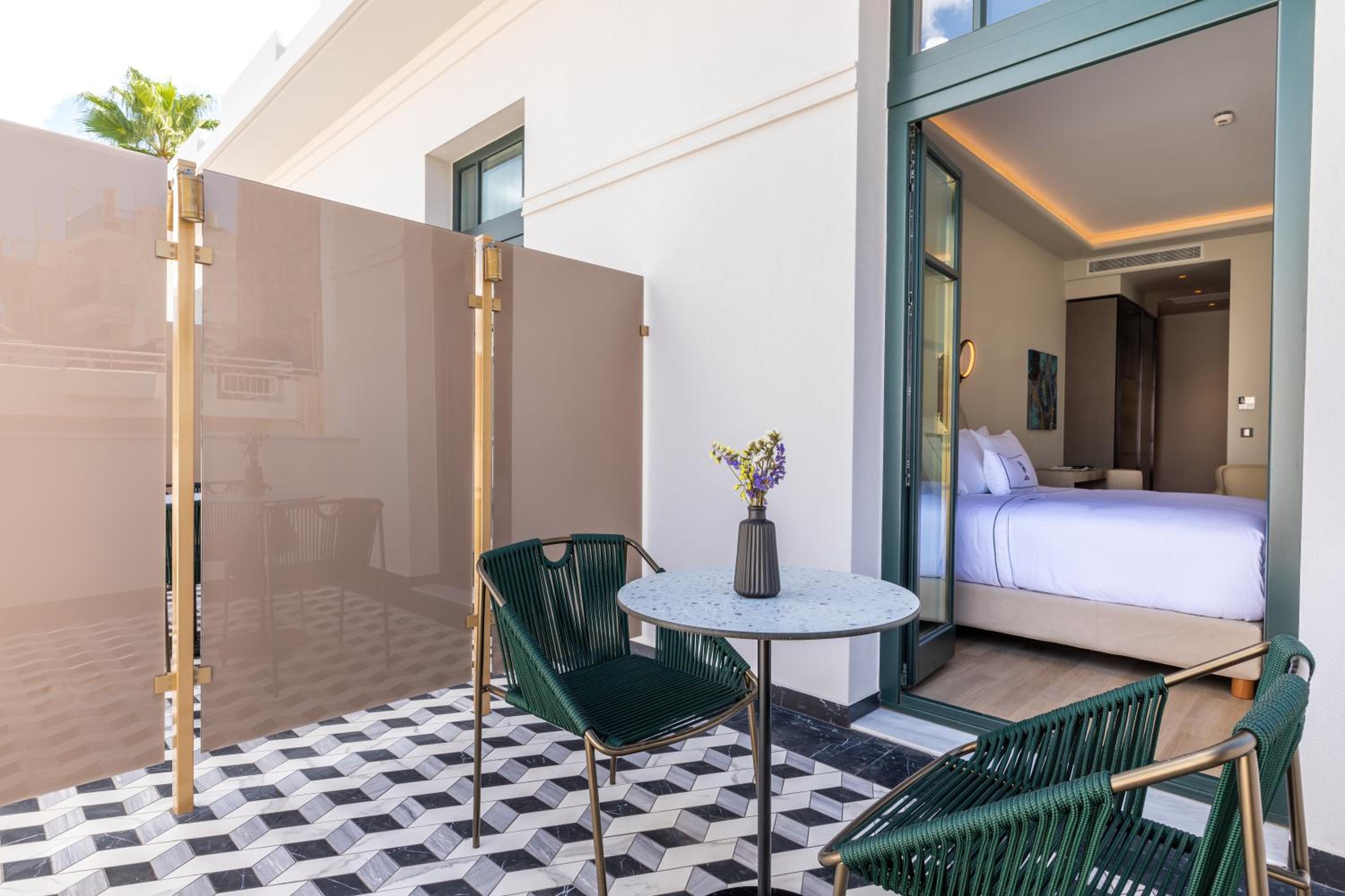 Junior Suite City View - Photo 5