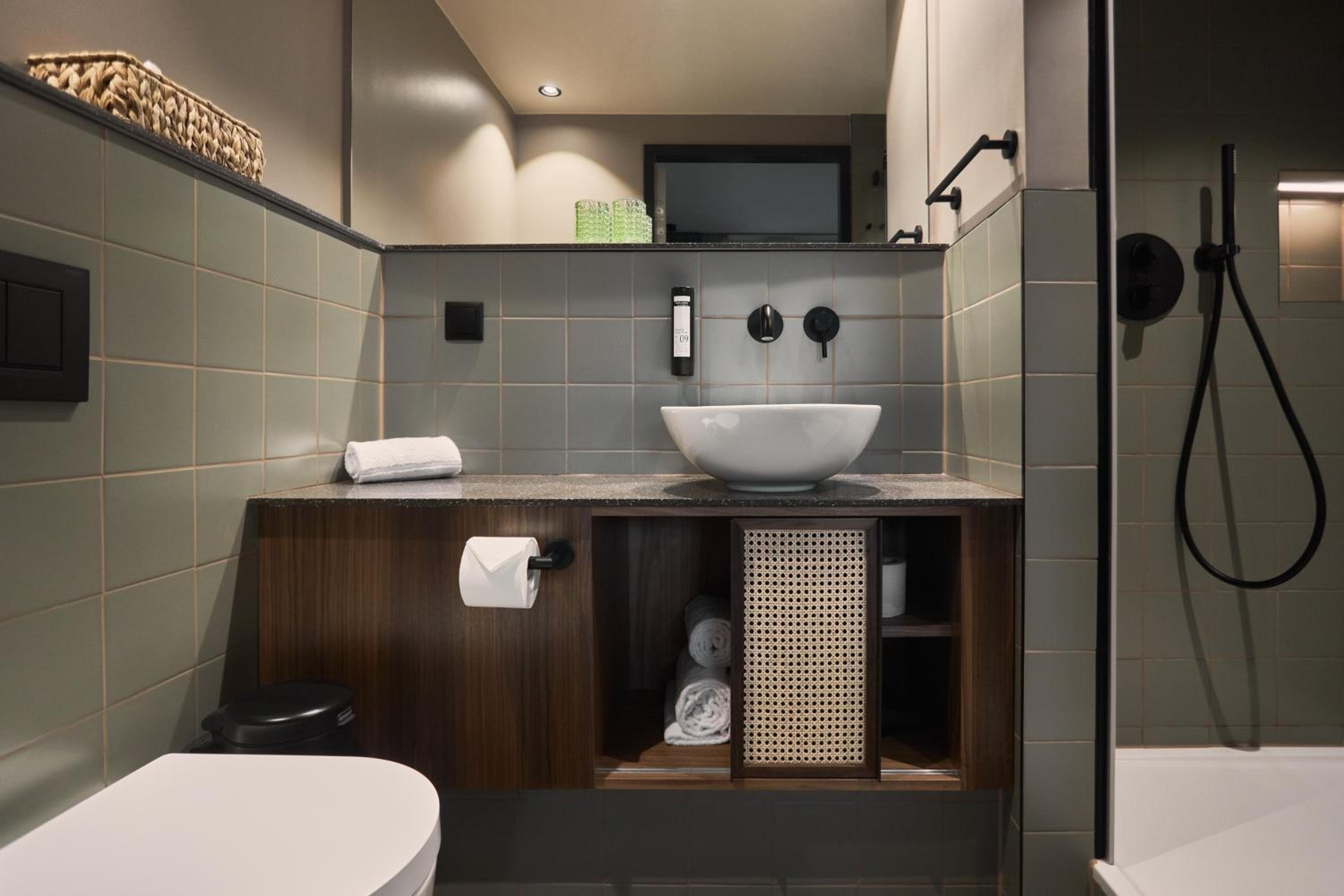 Superior Double Room (Mountain Cocoon) - Photo 17