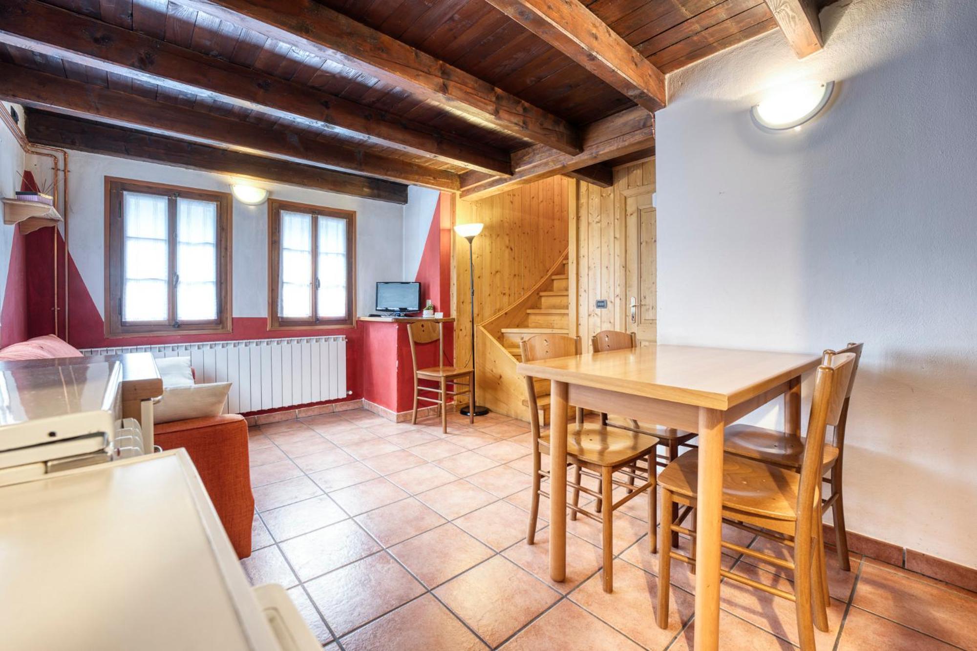 Maisonette photo 3