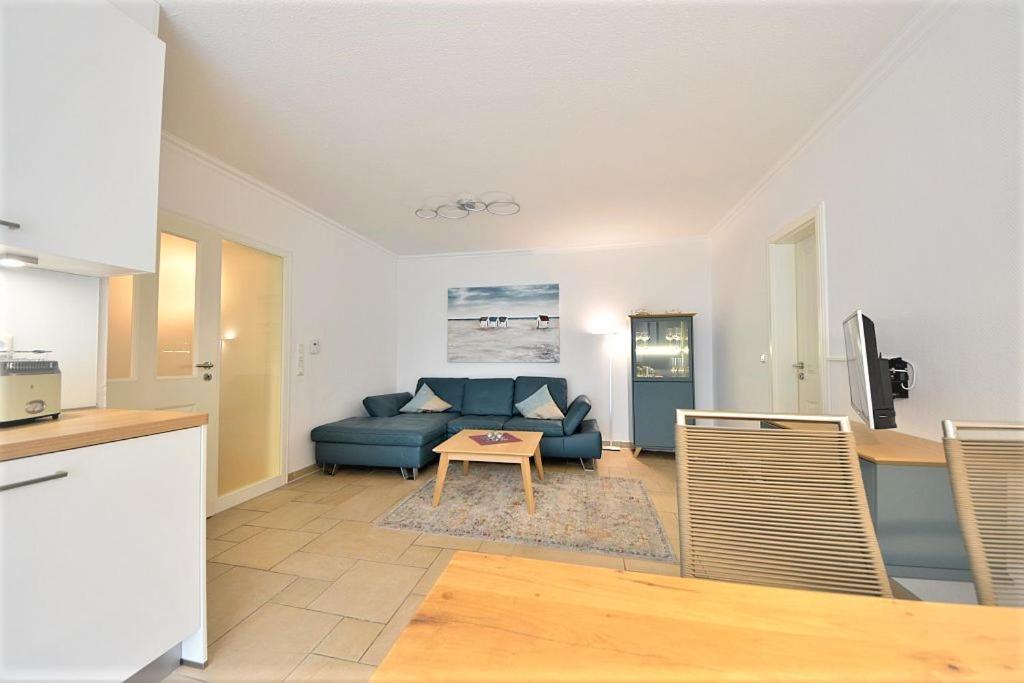 Apartment with Terrace photo 1