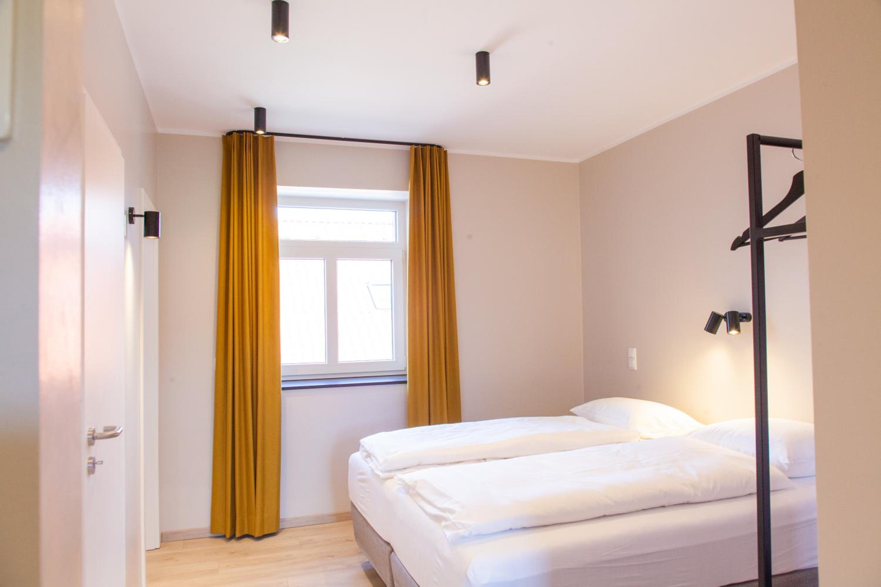 Large Double Room photo 3