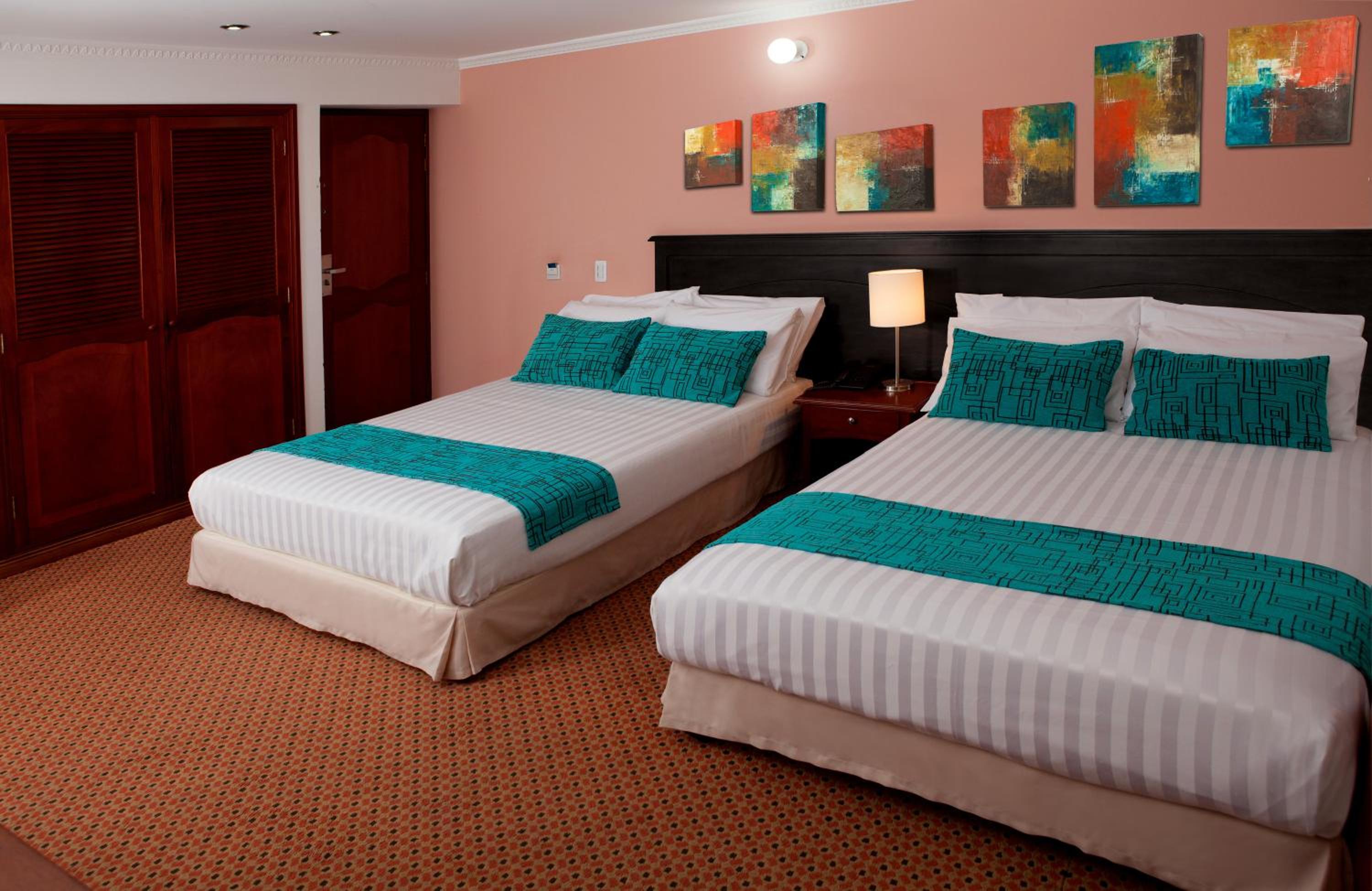 Standard Queen Room With Two Queen Beds