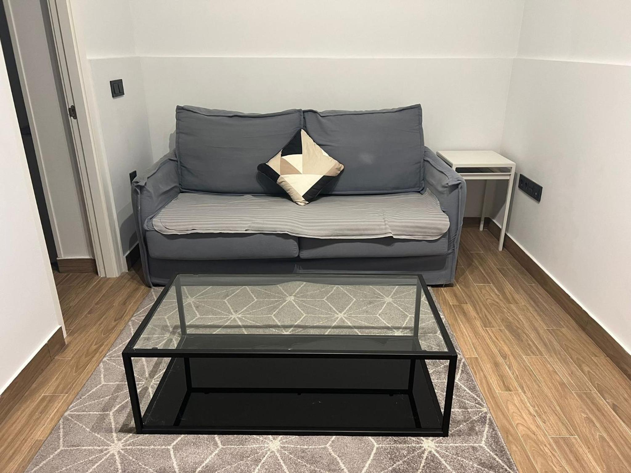 Apartment photo 2