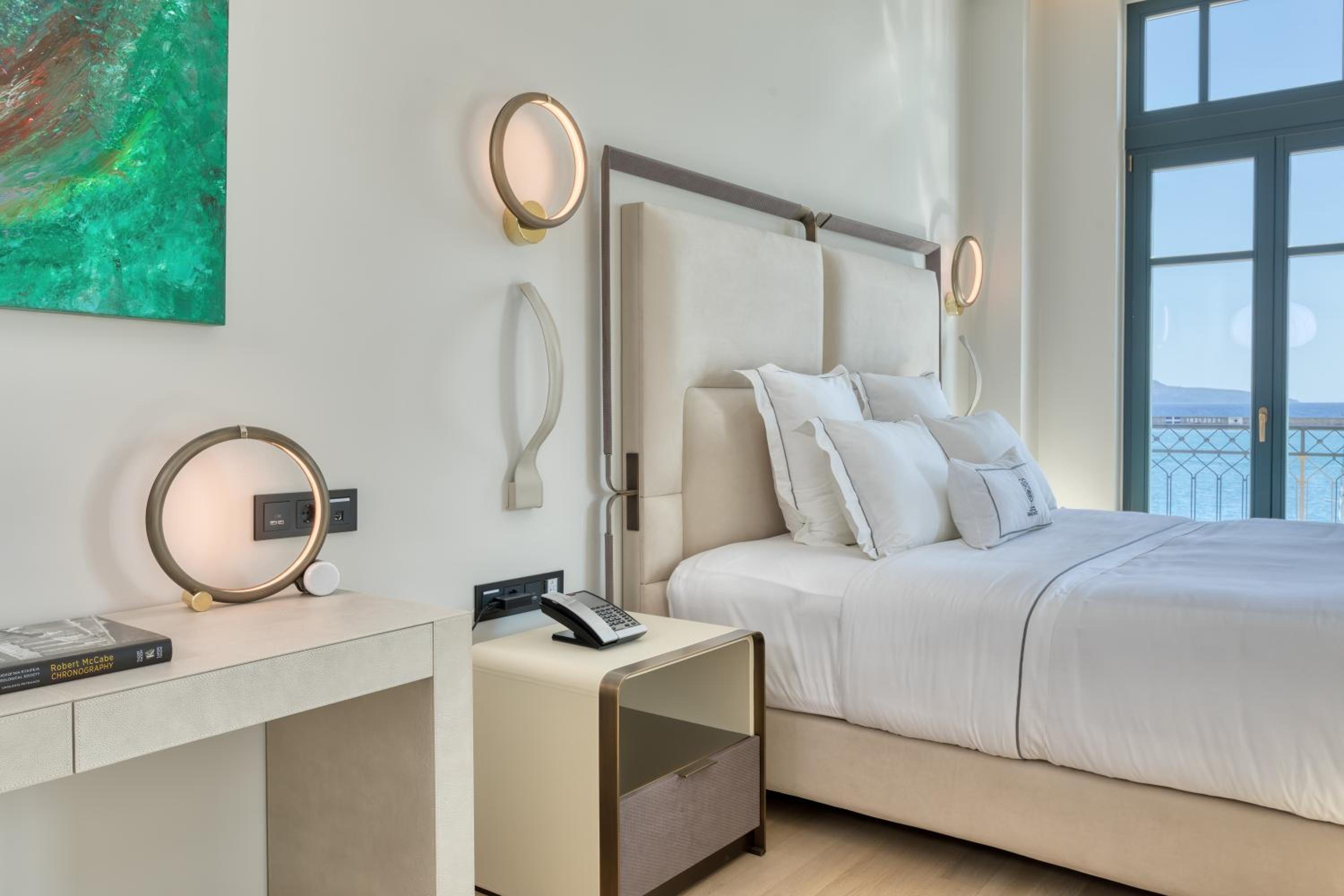 Junior Suite with Sea View - Photo 3