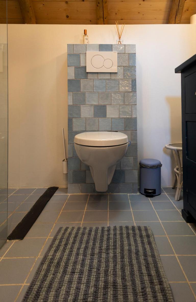 Two-Bedroom House - Photo 4