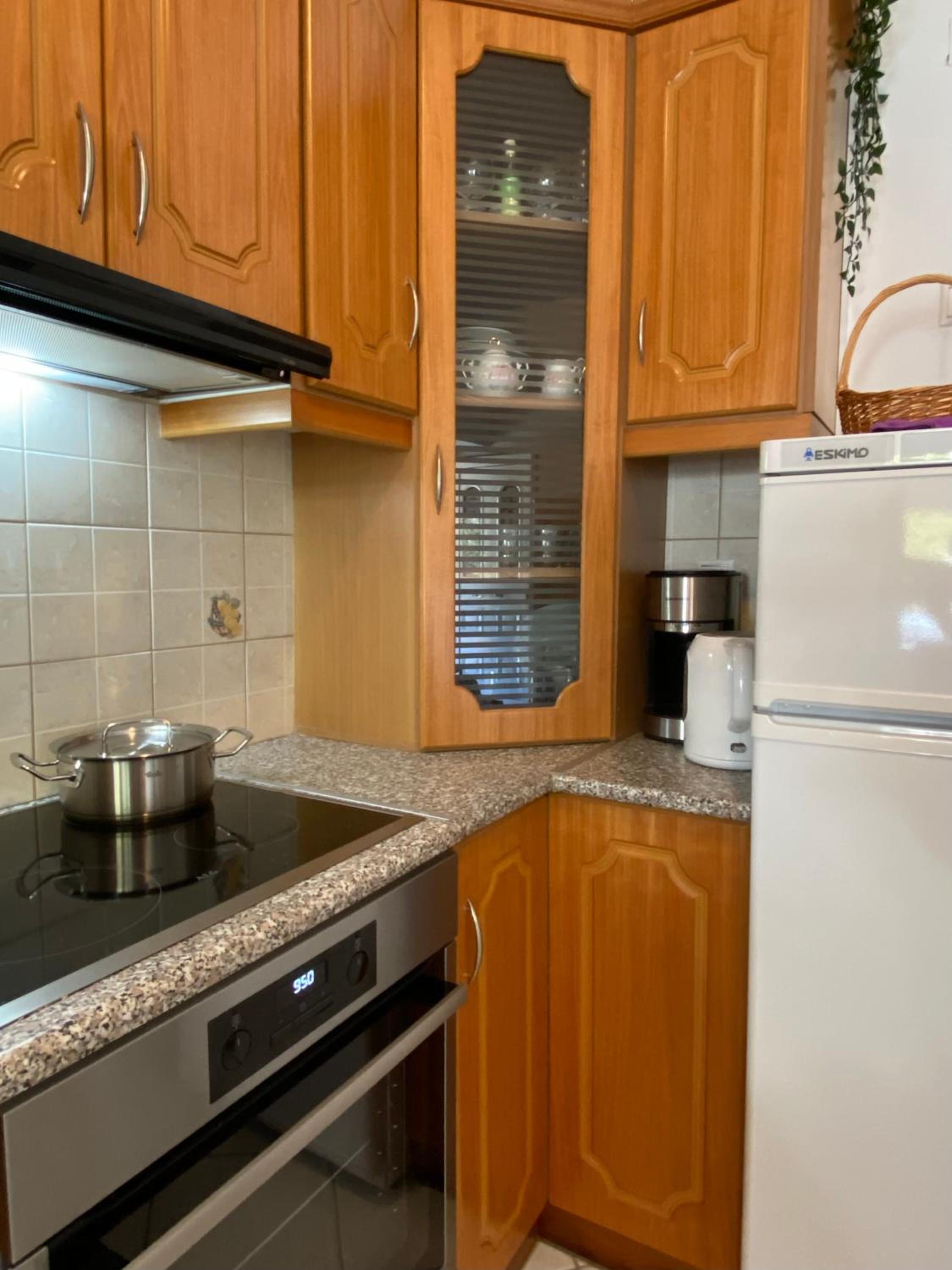 Apartment with Mountain View - Photo 32