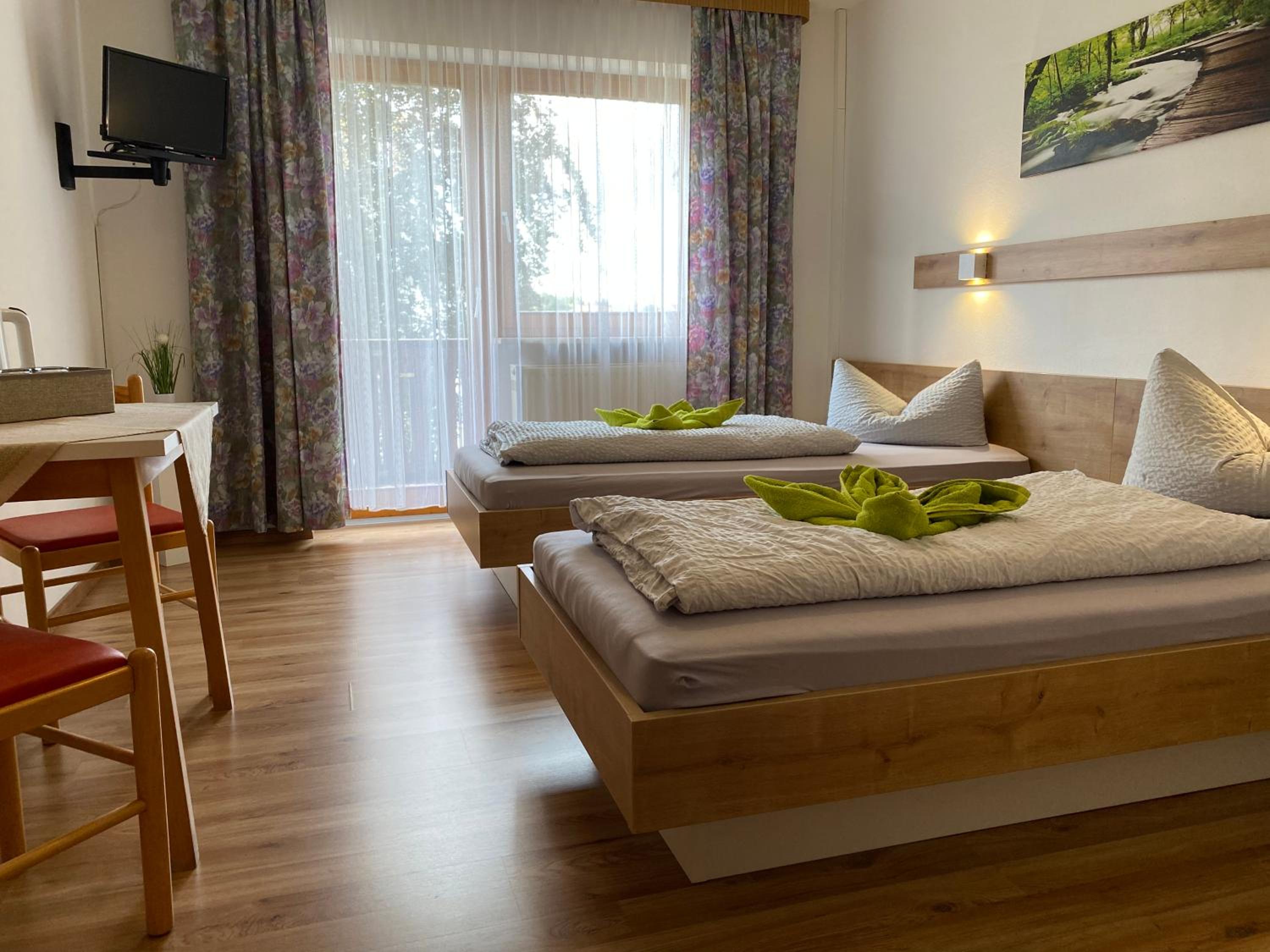 Double Room with Balcony photo 3