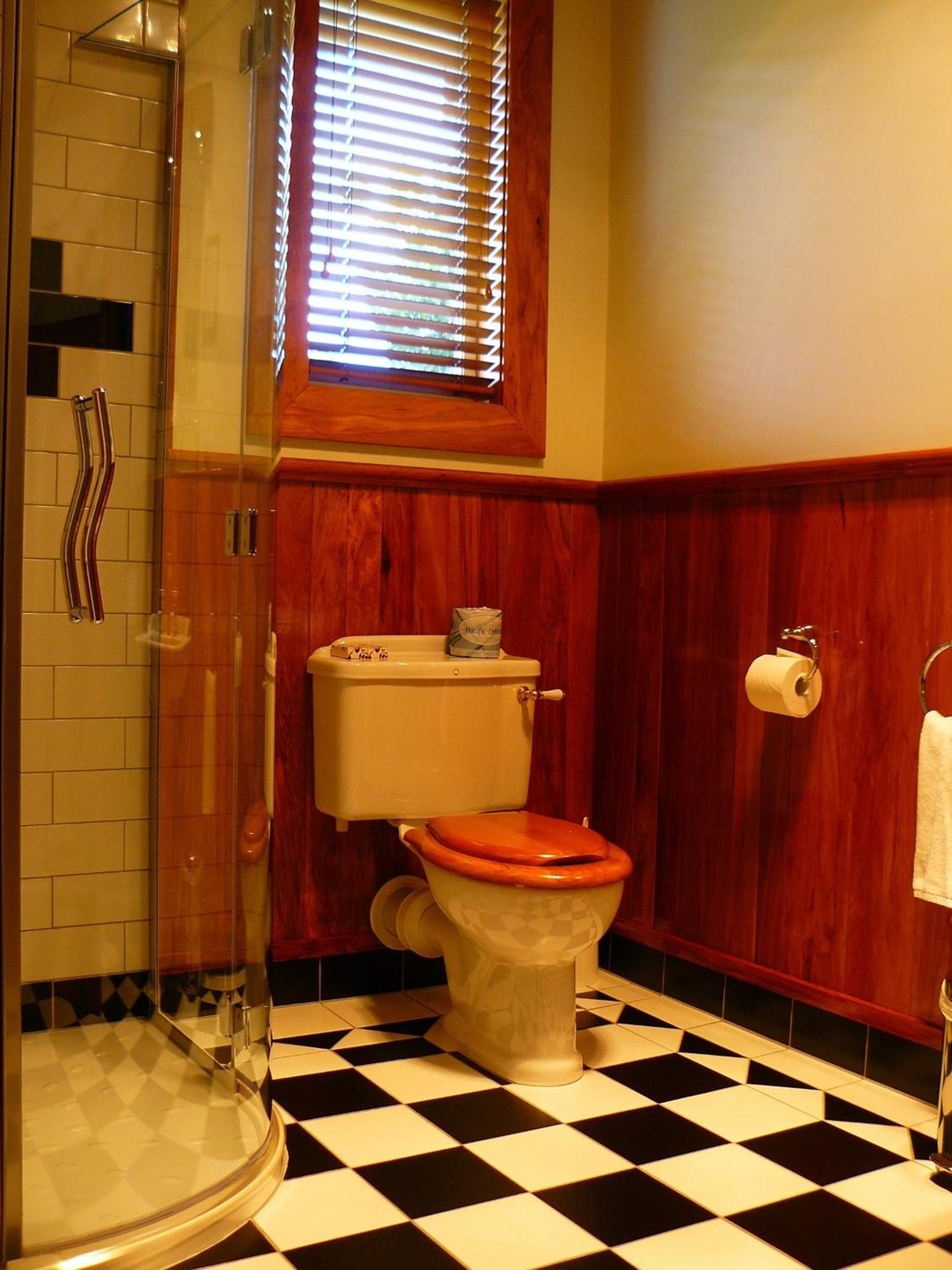 Superior King or Twin Room - Upstairs photo 1