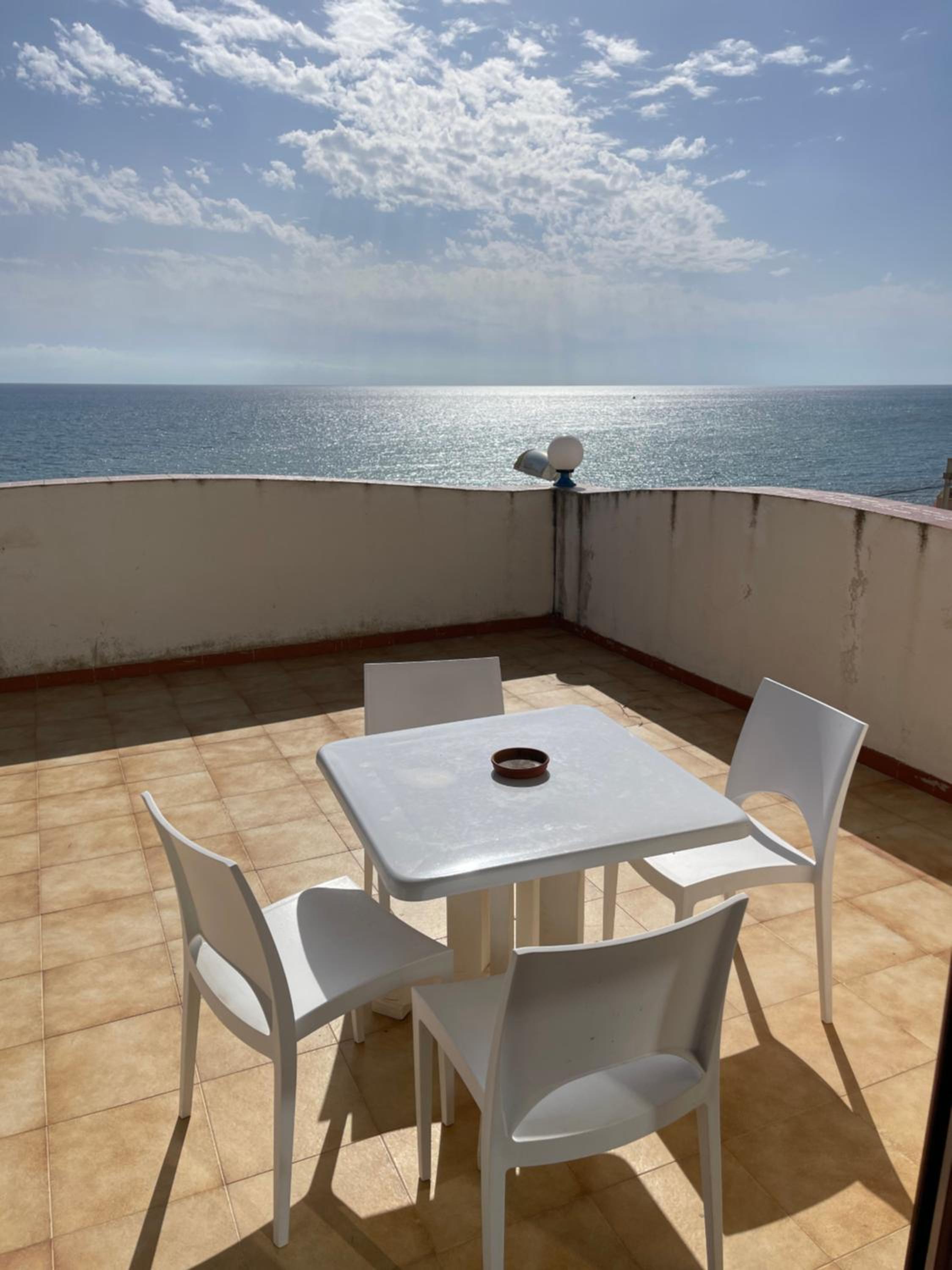 Family Room with Sea View photo 3