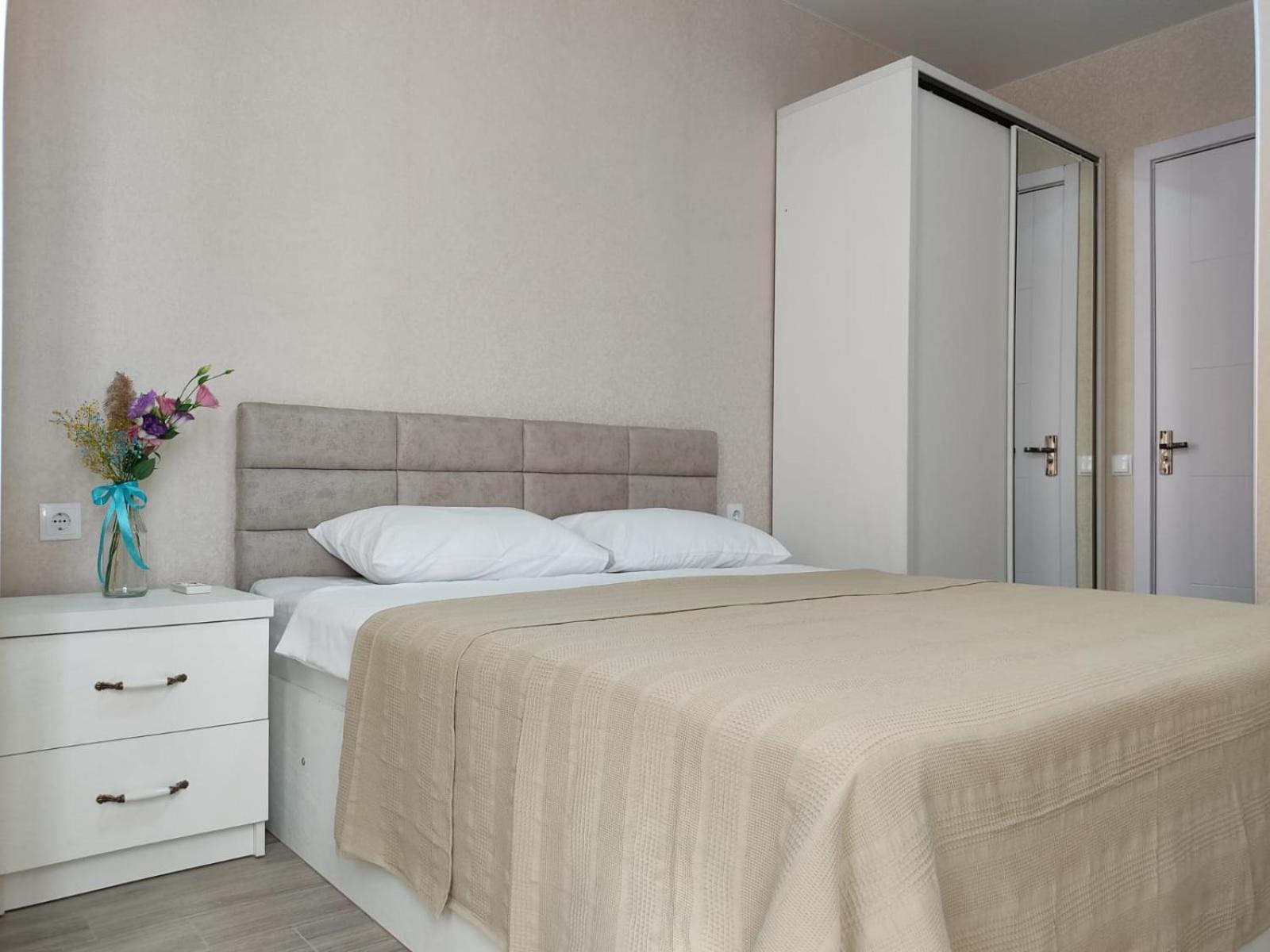 Deluxe Double Room (2 Adults + 1 Child) photo 1