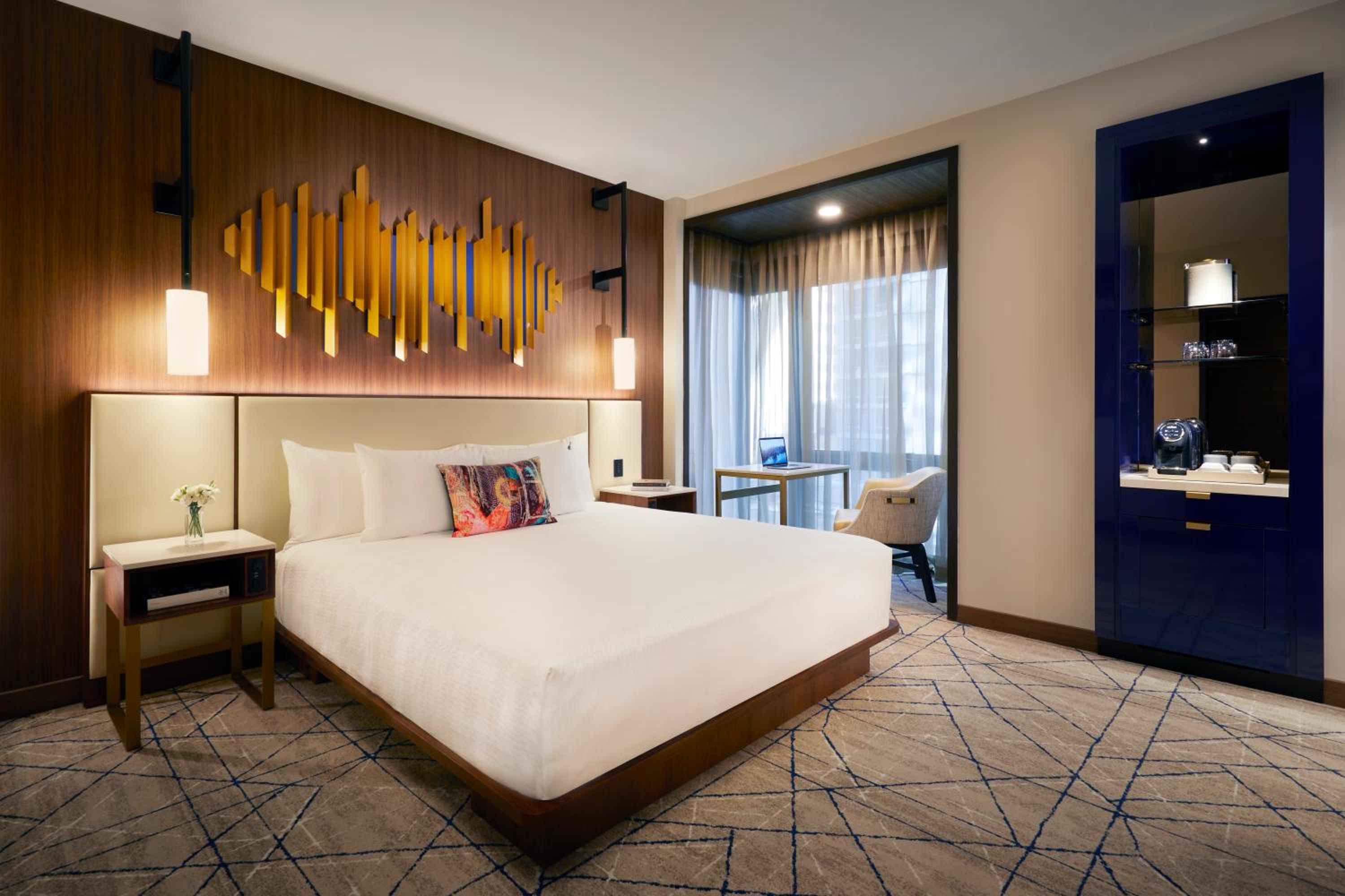 Superior King Room - Photo 2