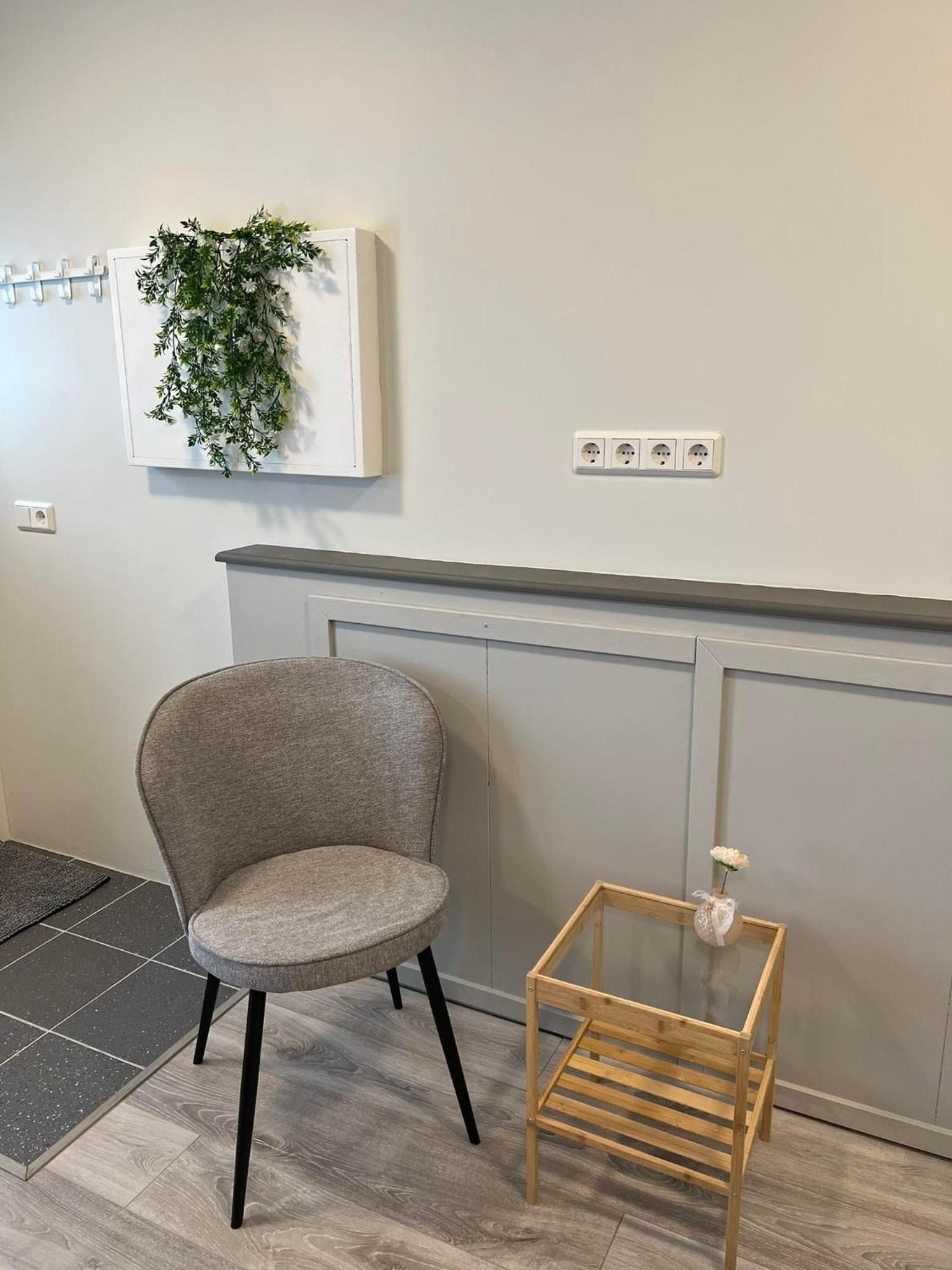 One-Bedroom Apartment - Photo 10