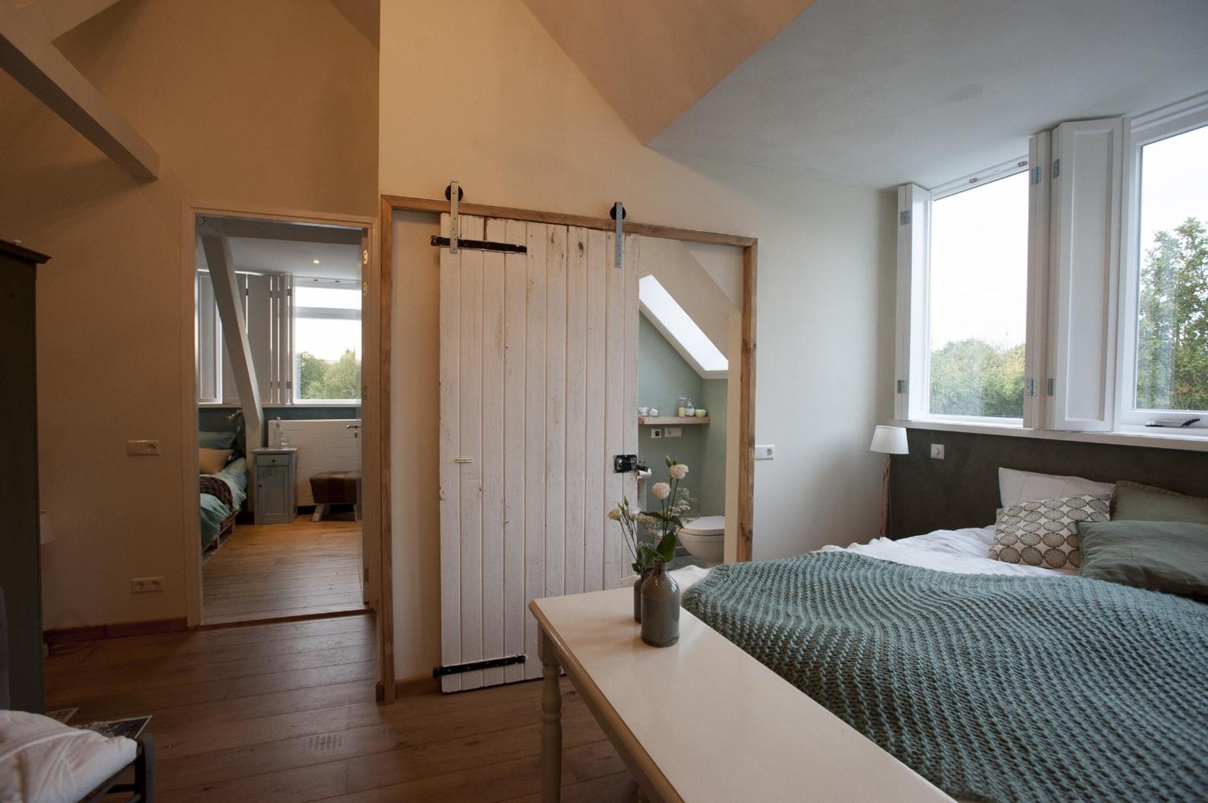 Double Room - Photo 4
