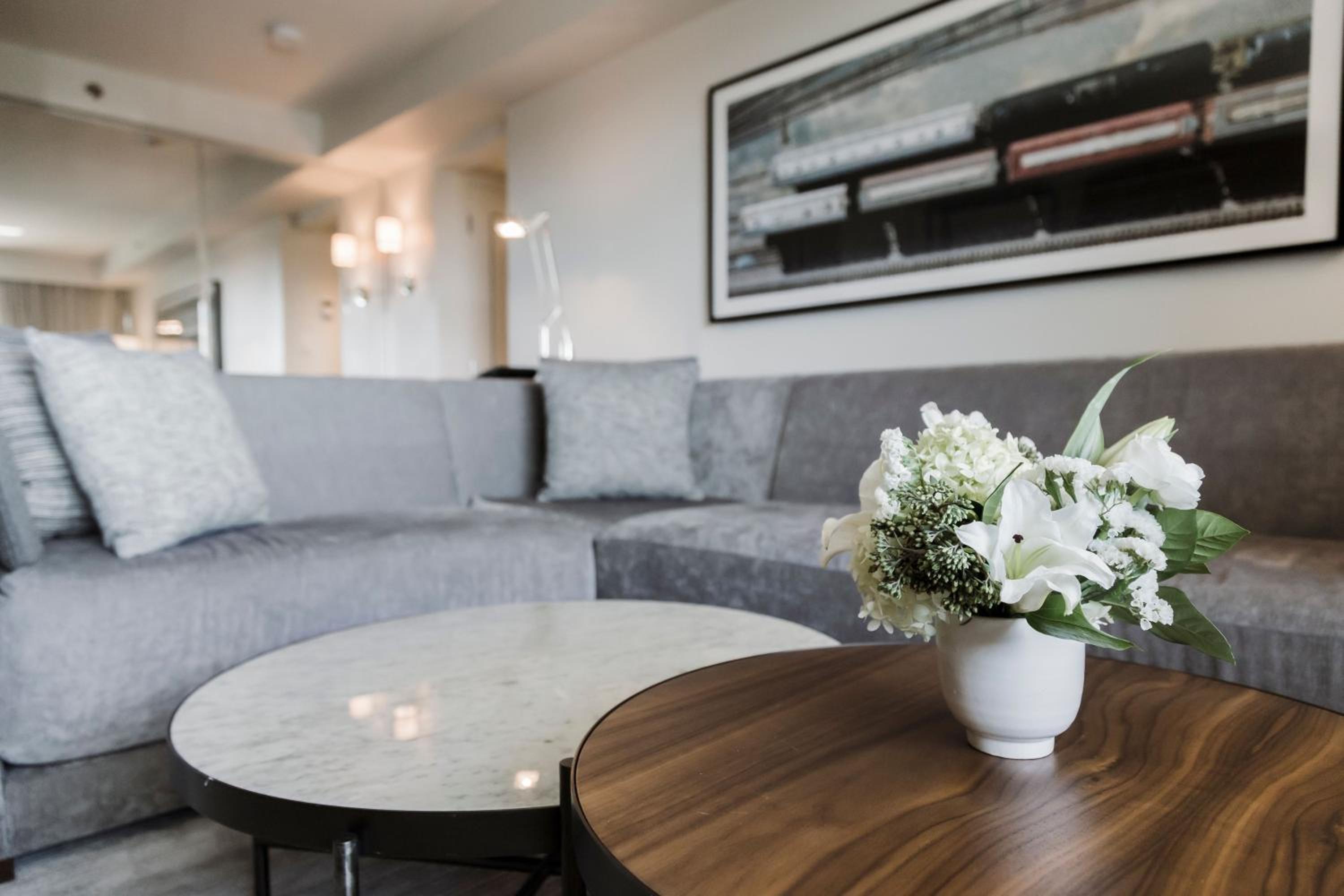 King Suite With Balcony photo 3