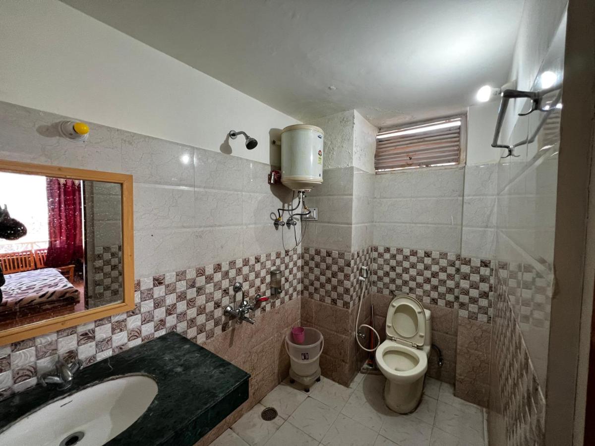 Deluxe Double or Twin Room with Mountain View - Photo 5