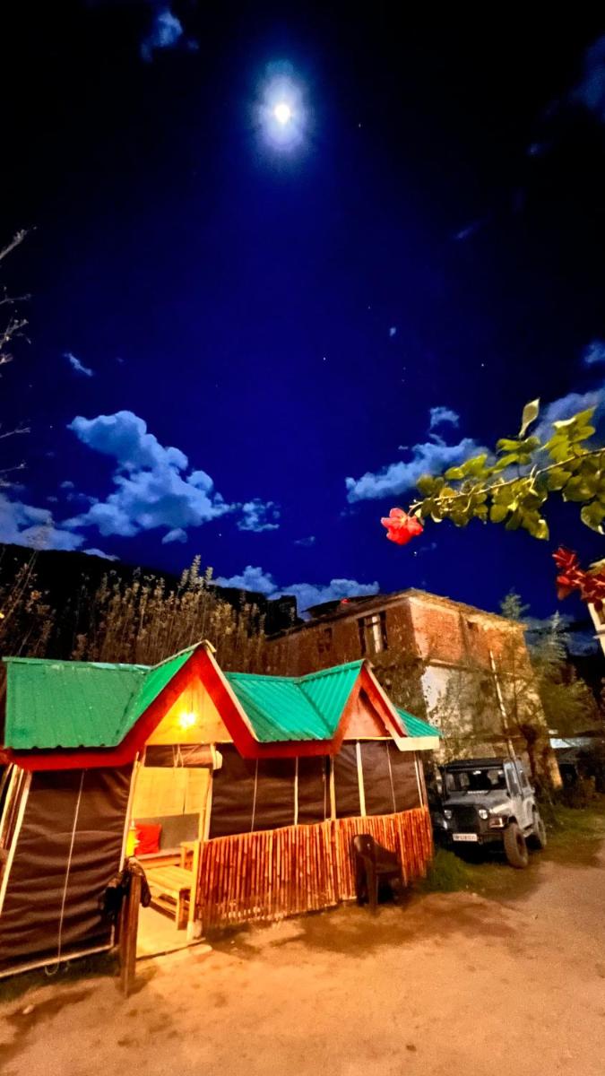 Deluxe Double or Twin Room with Mountain View - Photo 7