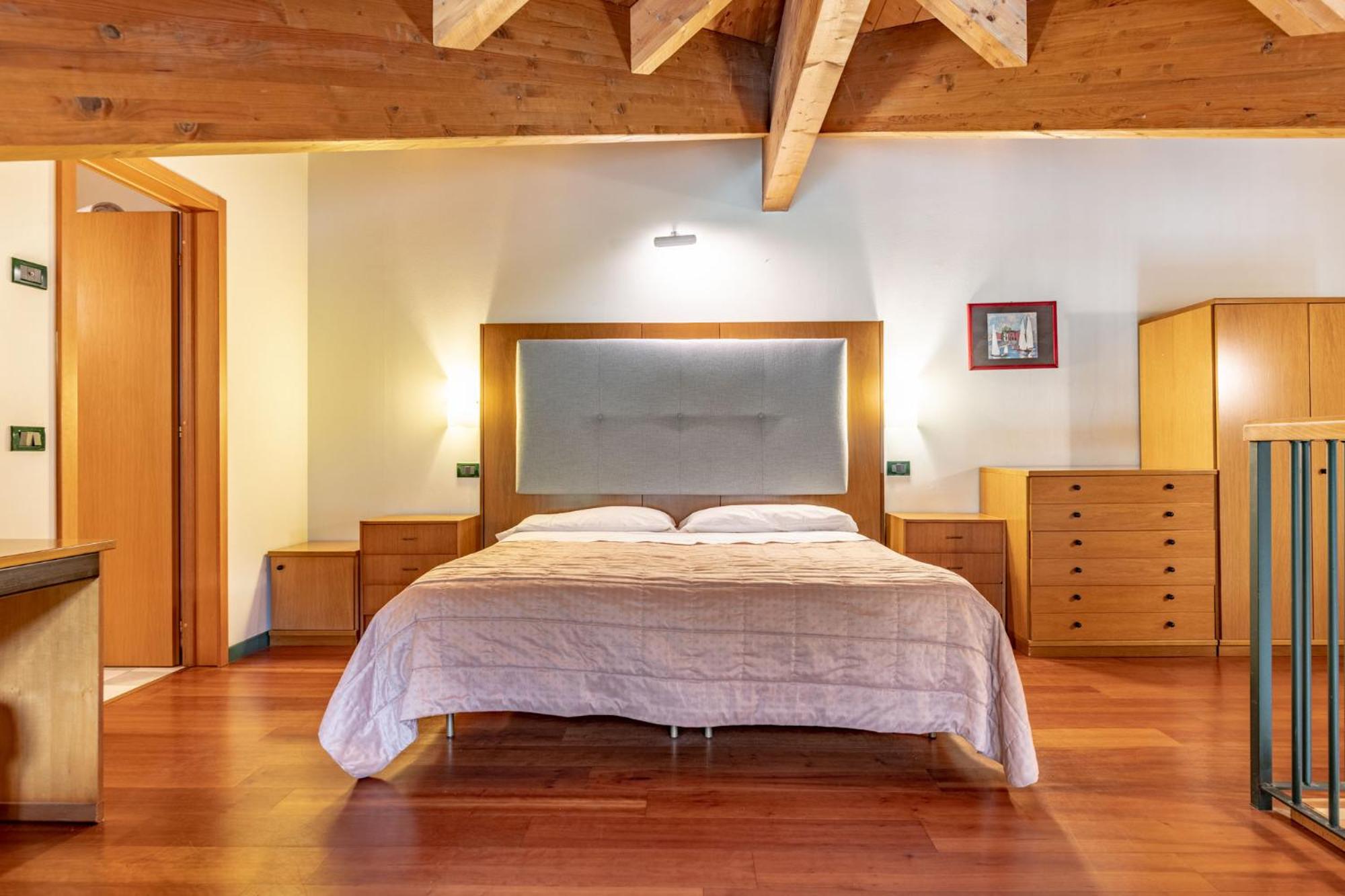 Apartment - Split Level