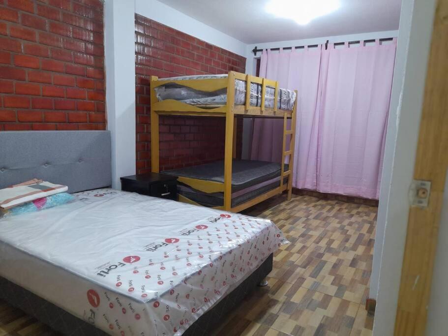 Four-Bedroom House photo 1