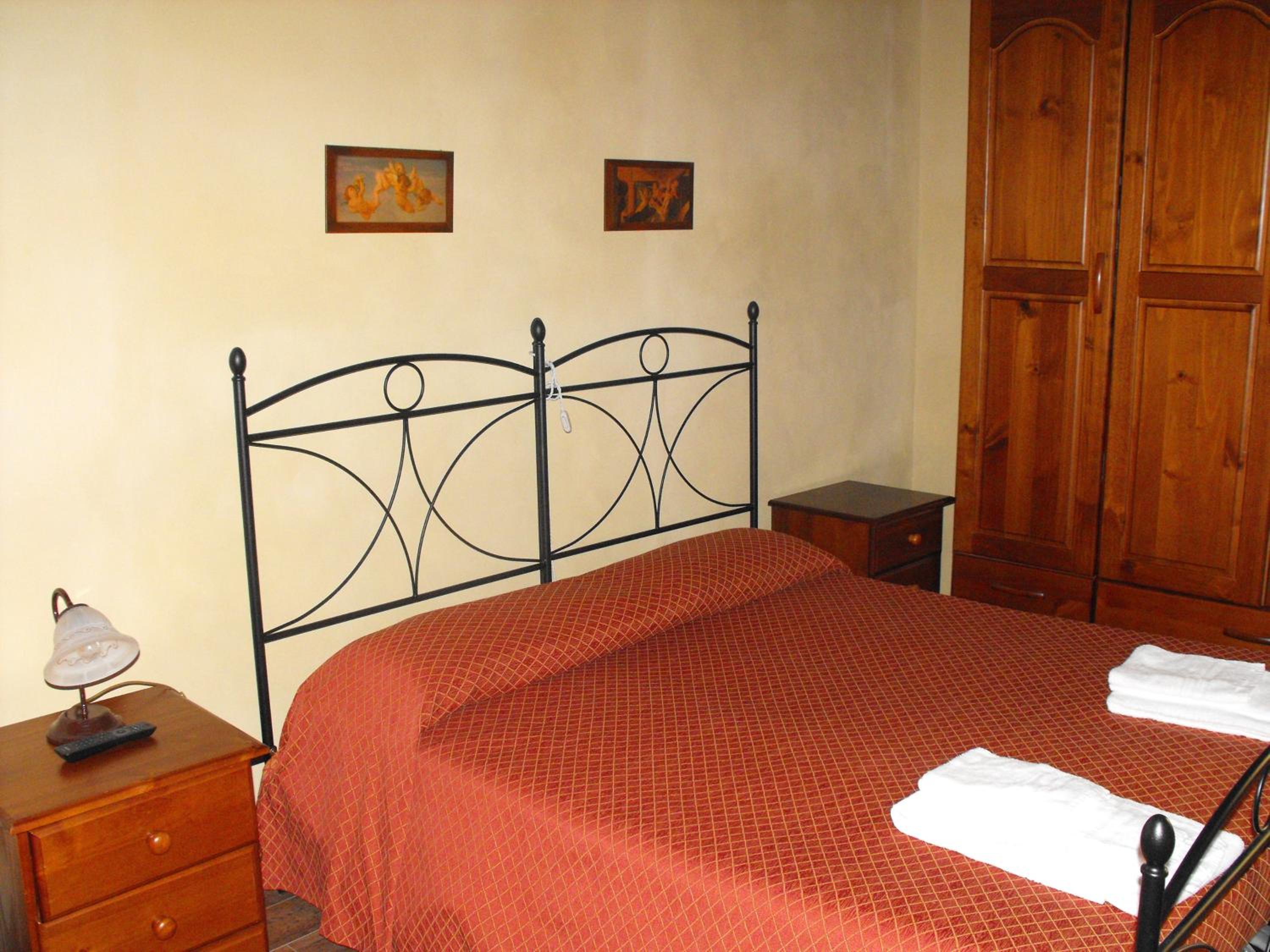 Double Room With Extra Bed photo 1