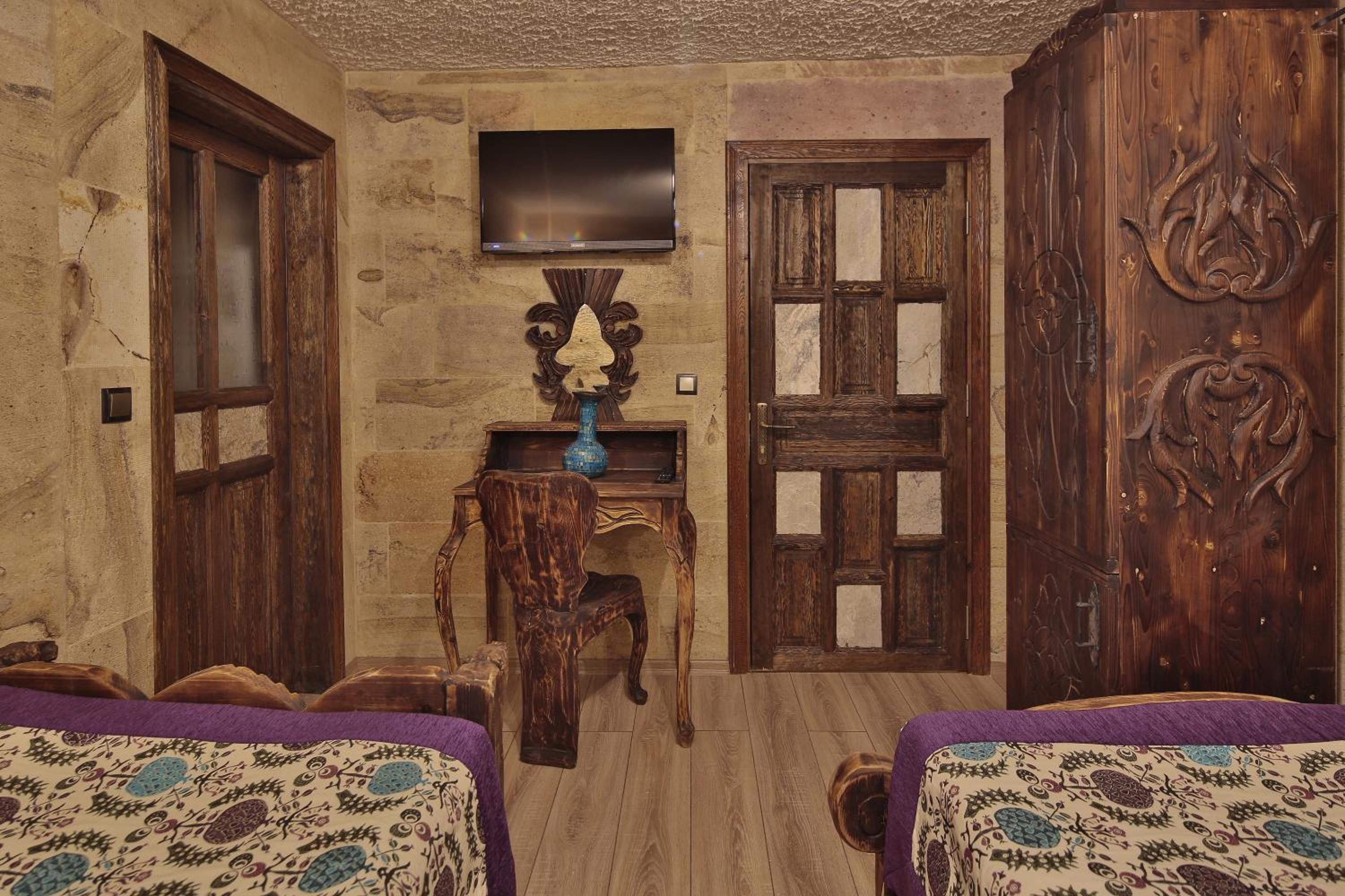 Standard Twin or Double Room - Photo 4